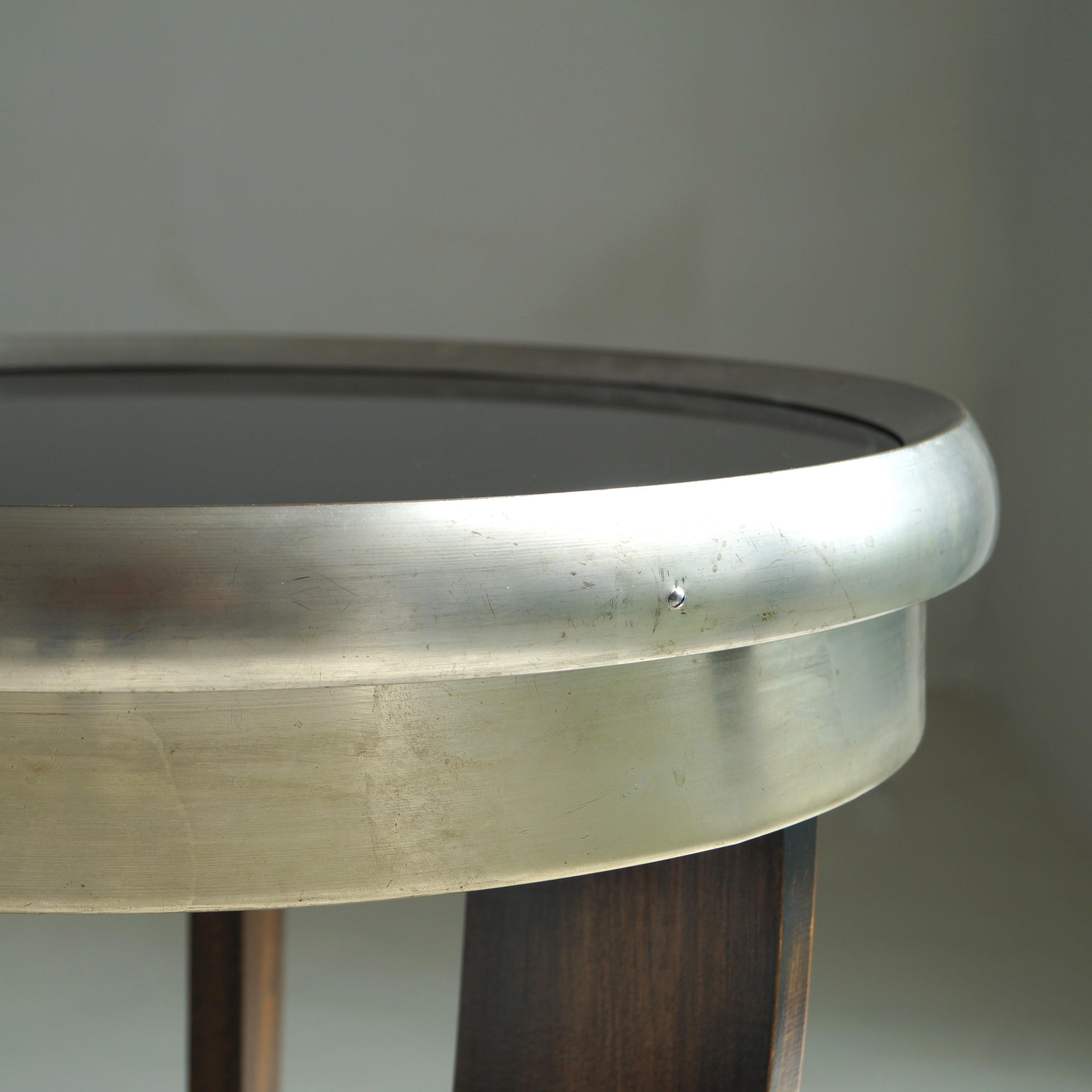 Raro tavolo a treppiede olandese Bauhaus/Art Deco con piano nero, anni '20 in vendita 1