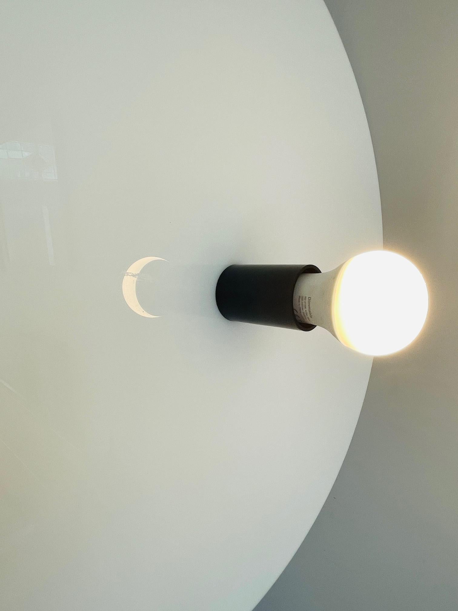 Rare Dutch Design Floor Lamp 'Disk' by Aldo van den Nieuwelaar for Nila & Nila 5