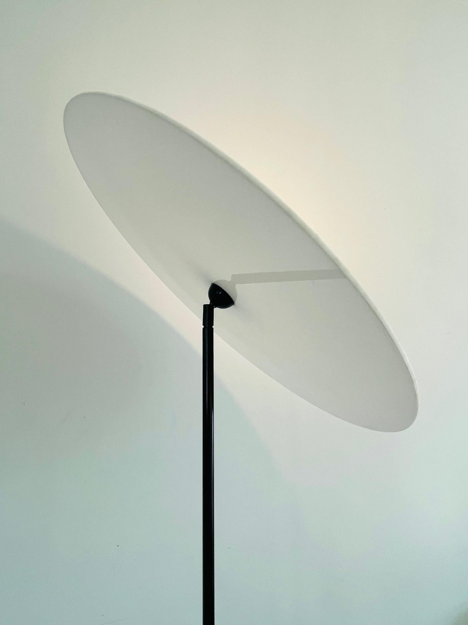 Rare Dutch Design Floor Lamp 'Disk' by Aldo van den Nieuwelaar for Nila & Nila  6