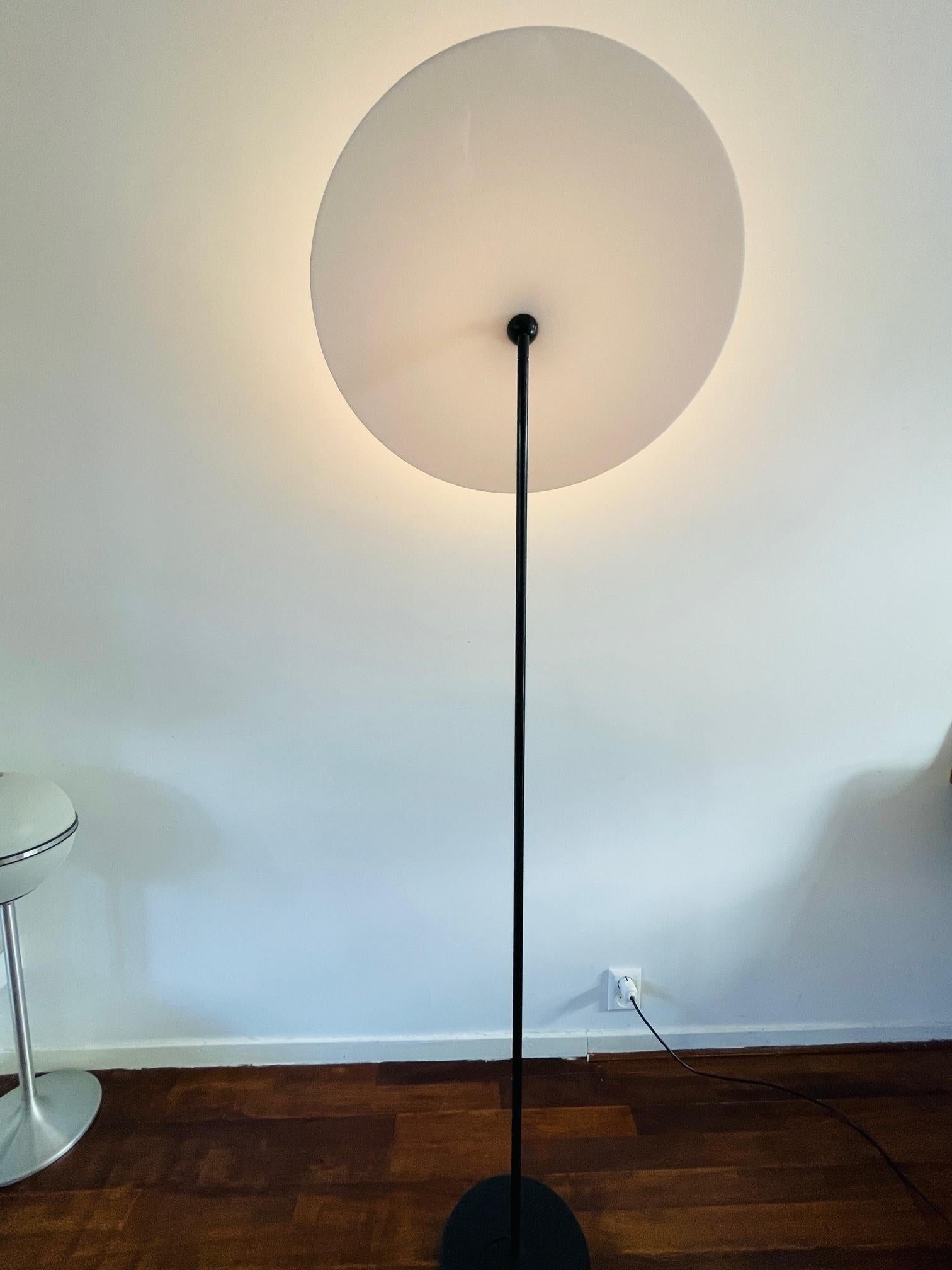 Rare Dutch Design Floor Lamp 'Disk' by Aldo van den Nieuwelaar for Nila & Nila  8