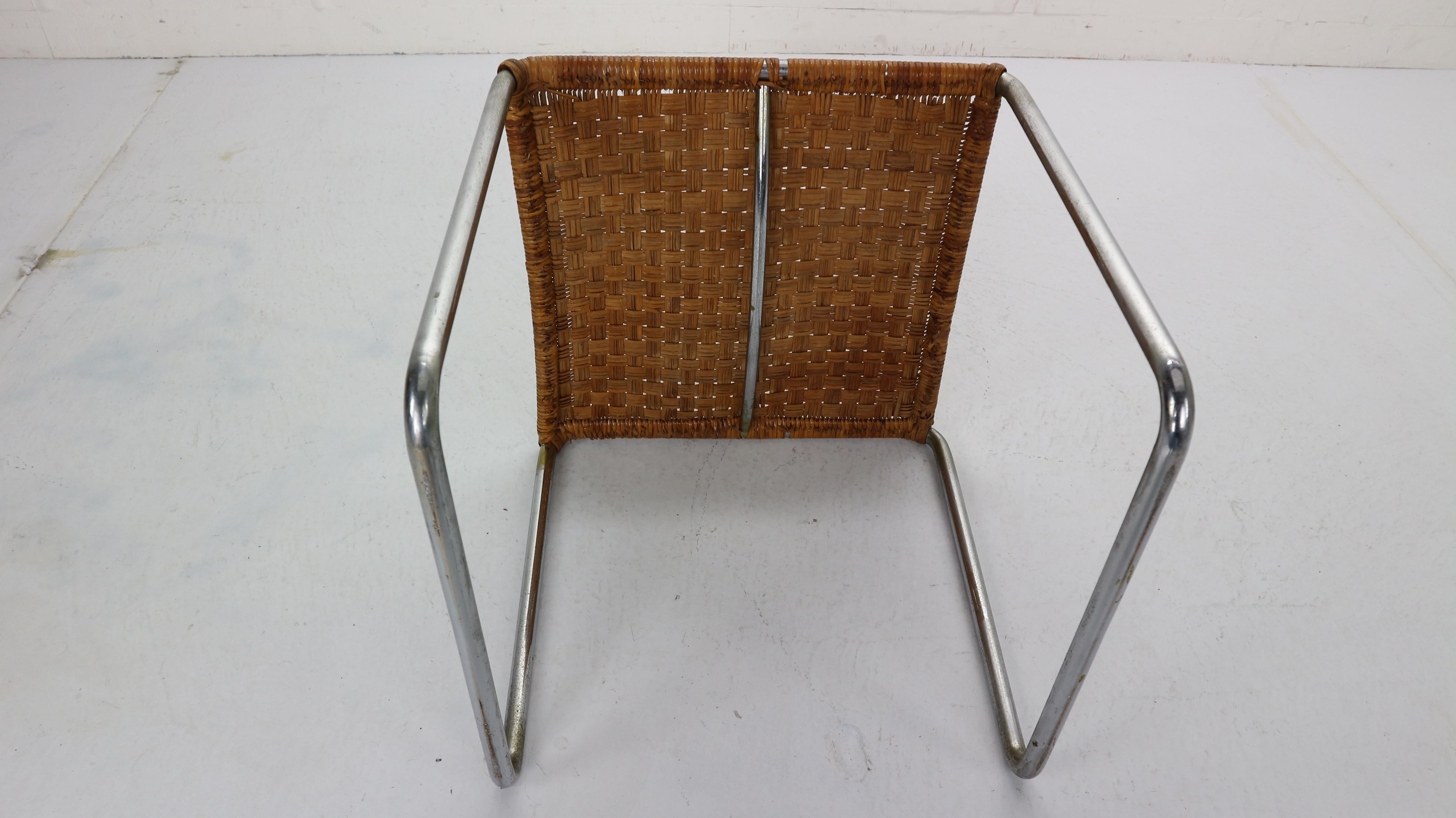 Rare Dutch Design Rattan and Chrome Footstool by W.H. Gispen, 1933-1936 13