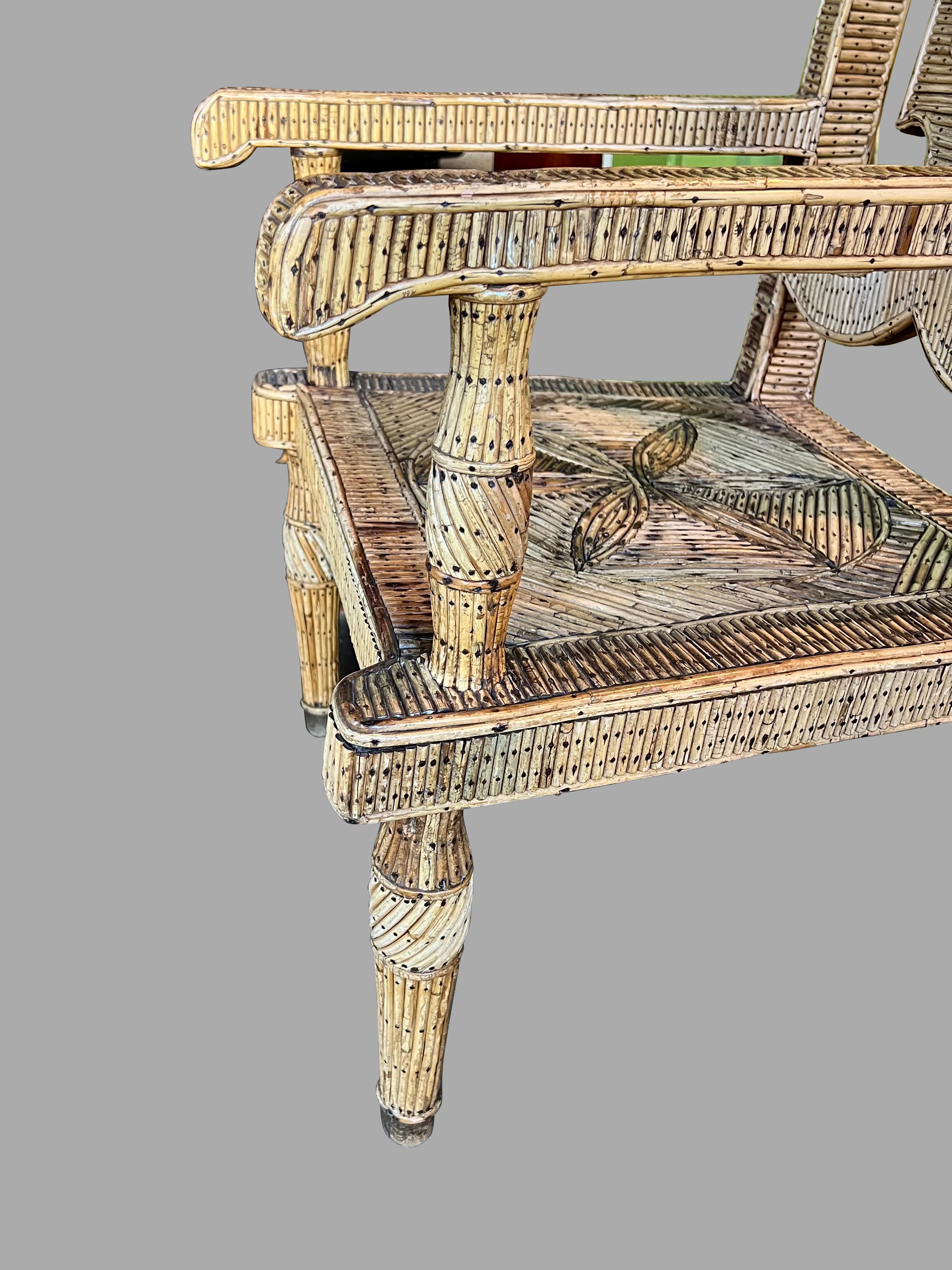 Bois de feuillus Rare fauteuil d'art populaire néerlandais à haut dossier décoré de brindilles soigneusement arrangées en vente
