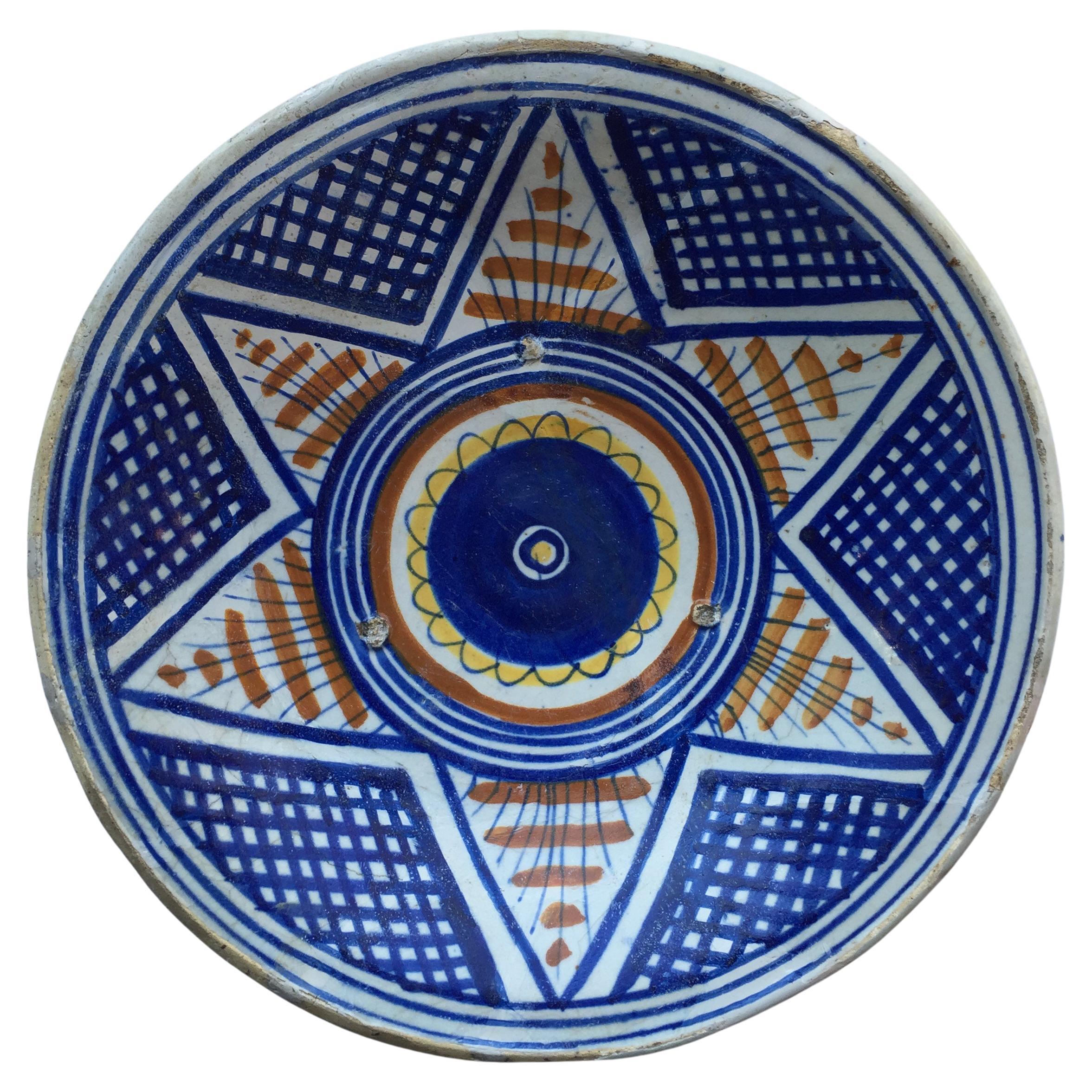 Rare Dutch Majolica Plate with Star Design, Second Half 16th Century