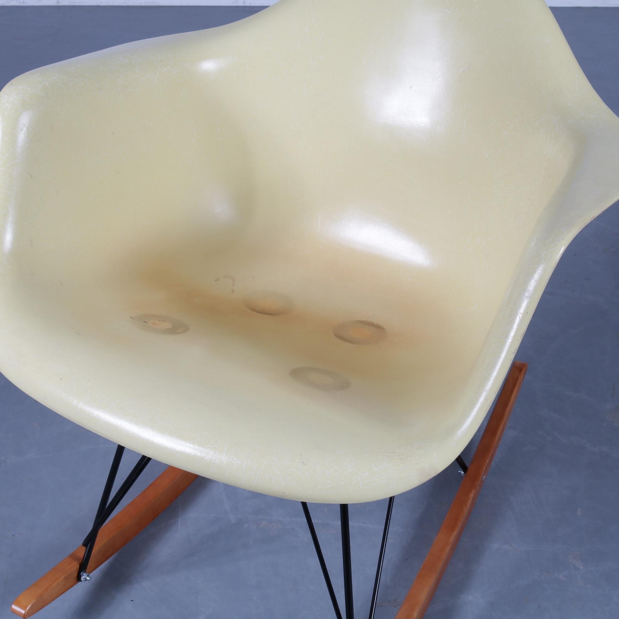 Rare Eames Zenith Rocking Chair for Herman Miller, USA 1950 For Sale 6
