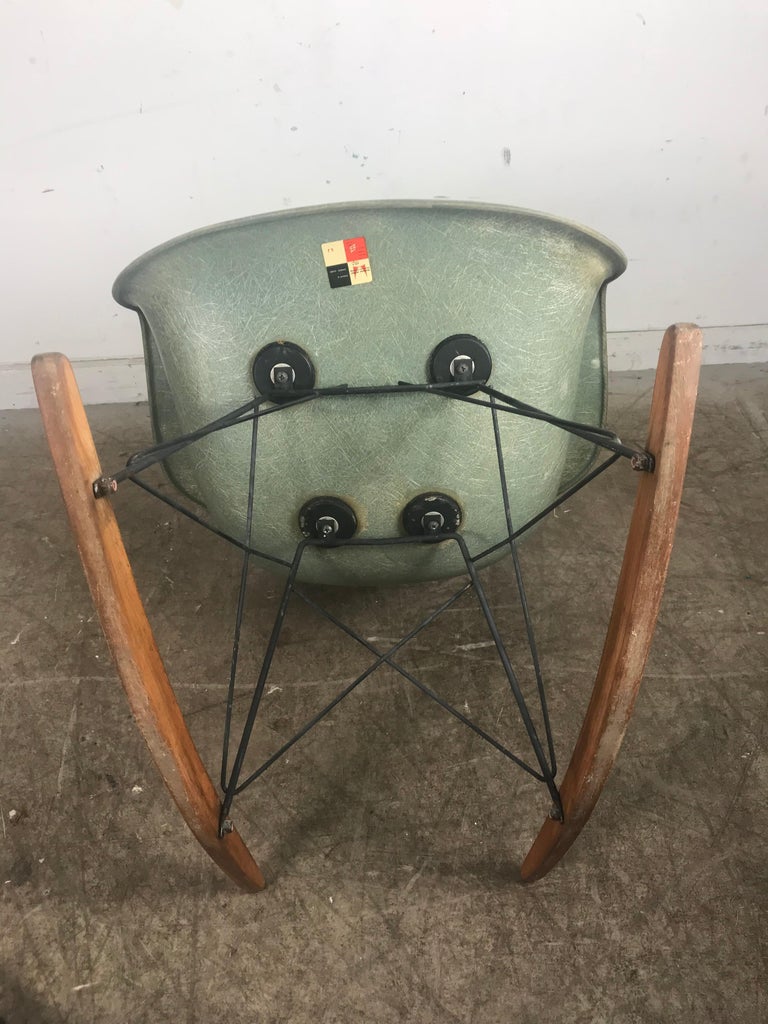 Eames Rocker Green Rare Eames Zenith Rope Edge RAR Rocker in Seafoam Green at 1stDibs