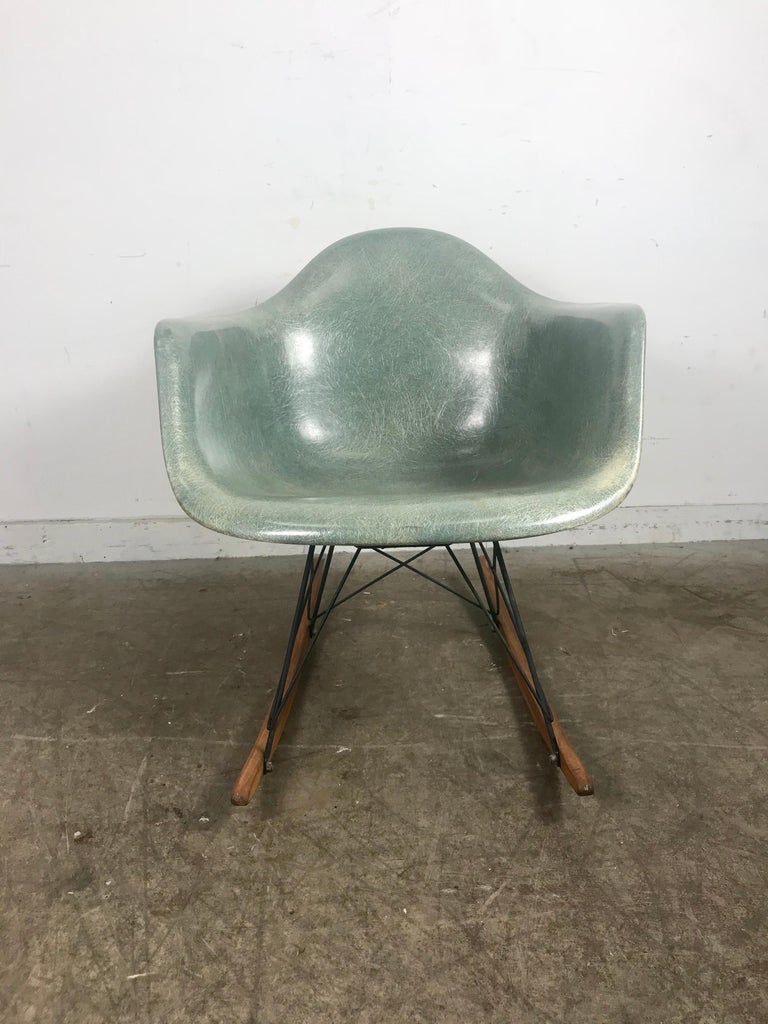 Eames Rocker Green Rare Eames Zenith Rope Edge RAR Rocker in Seafoam Green at 1stDibs