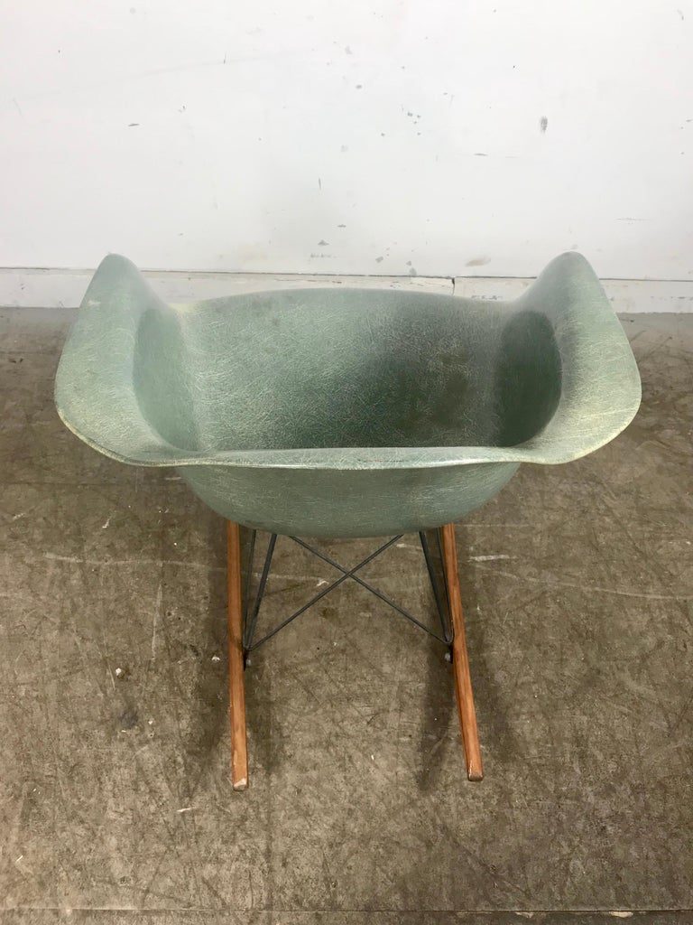 Eames Rocker Green Rare Eames Zenith Rope Edge RAR Rocker in Seafoam Green at 1stDibs
