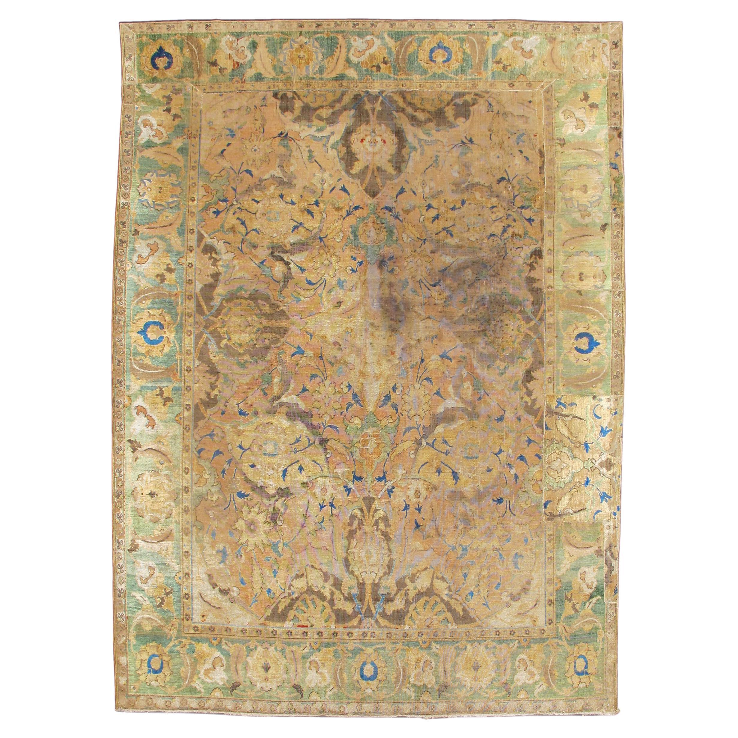 Raro tappeto Isfahan Polonaise dell'inizio del XVII secolo con filettatura in seta e metallo in vendita