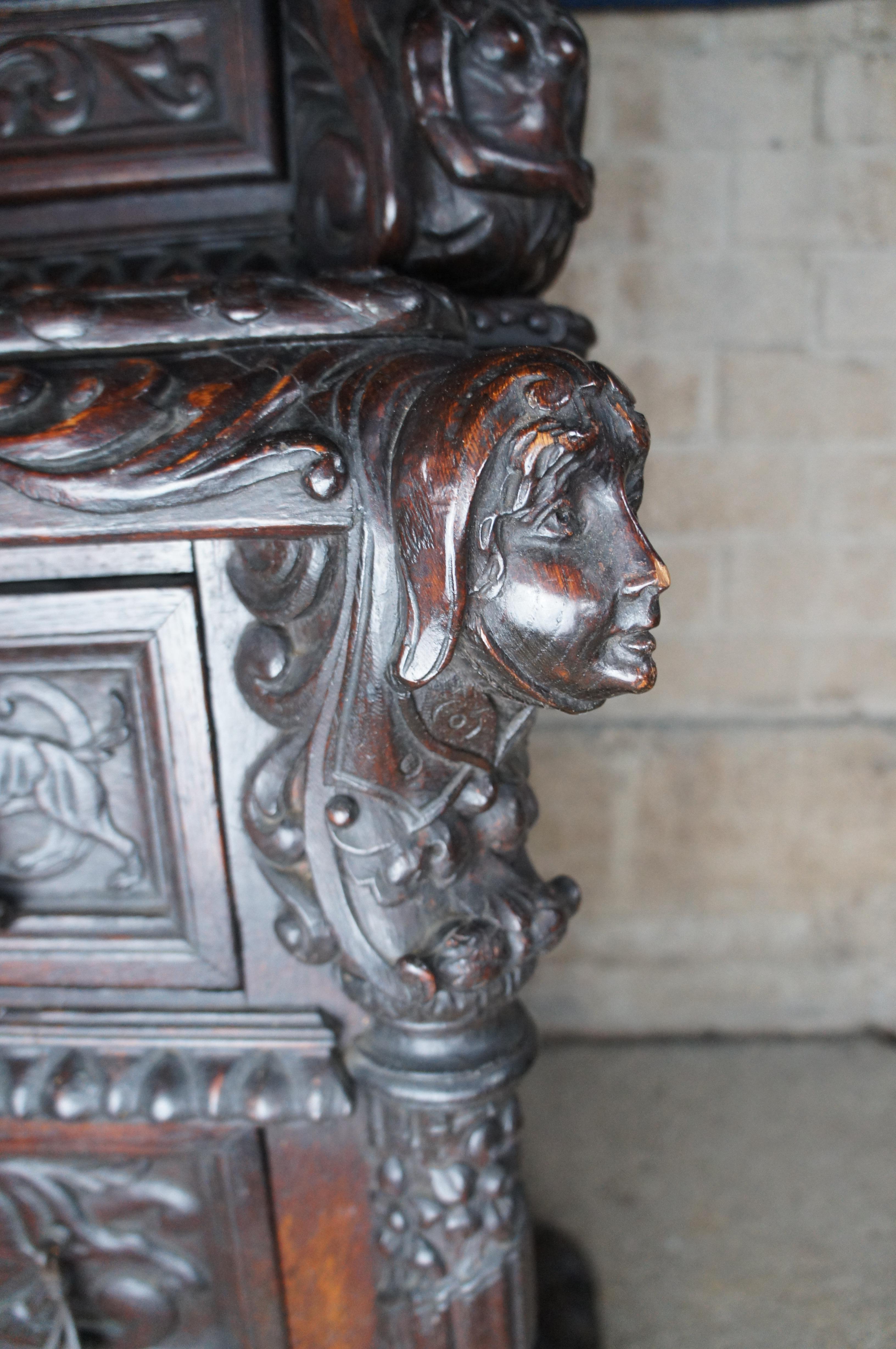 Rare Early 18th Century English Carved Oak Hugh Castle Cabinet Chest Bookcase For Sale 1