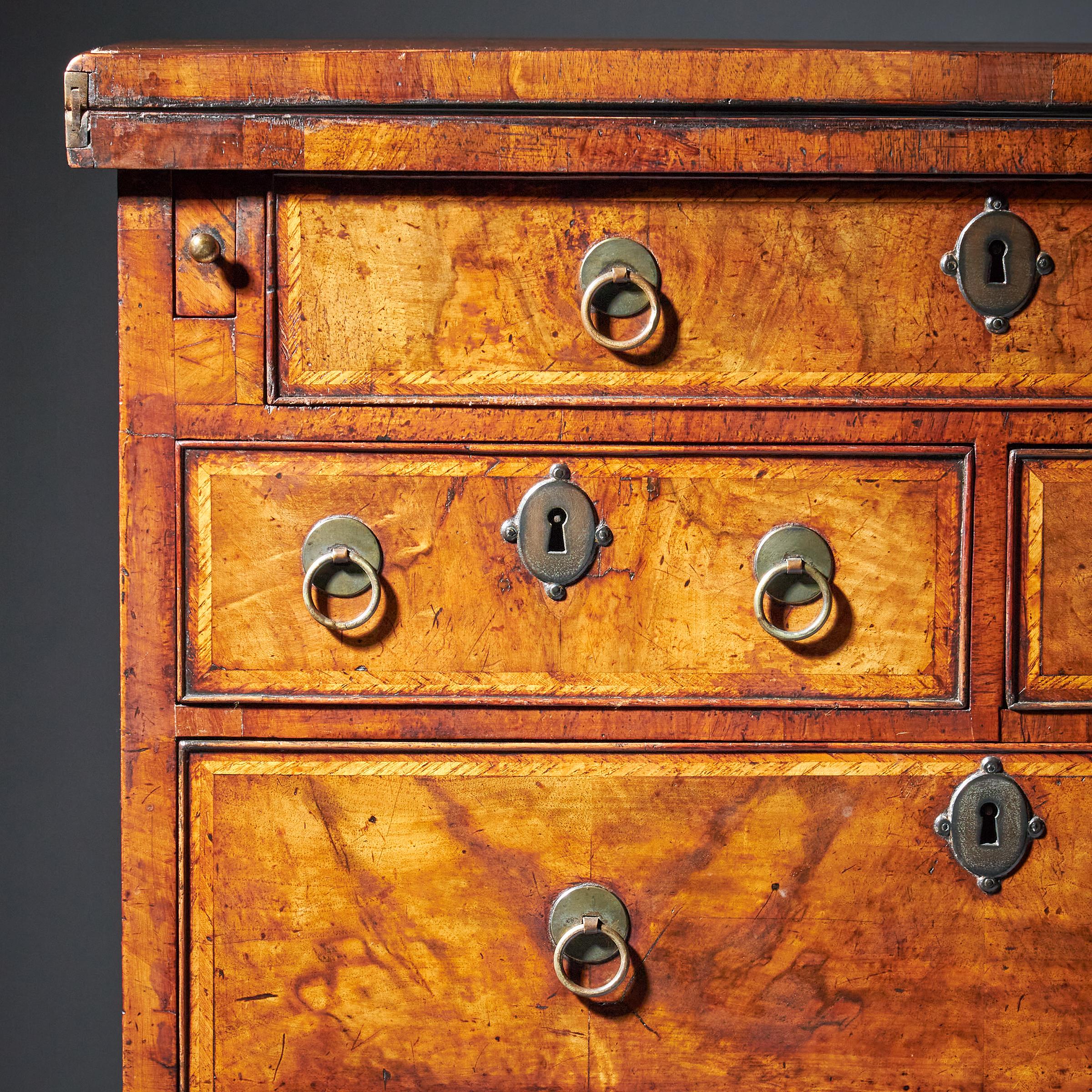 Brass Early 18th Century George I Figured Walnut Bachelors Chest, C.1720-1730 For Sale