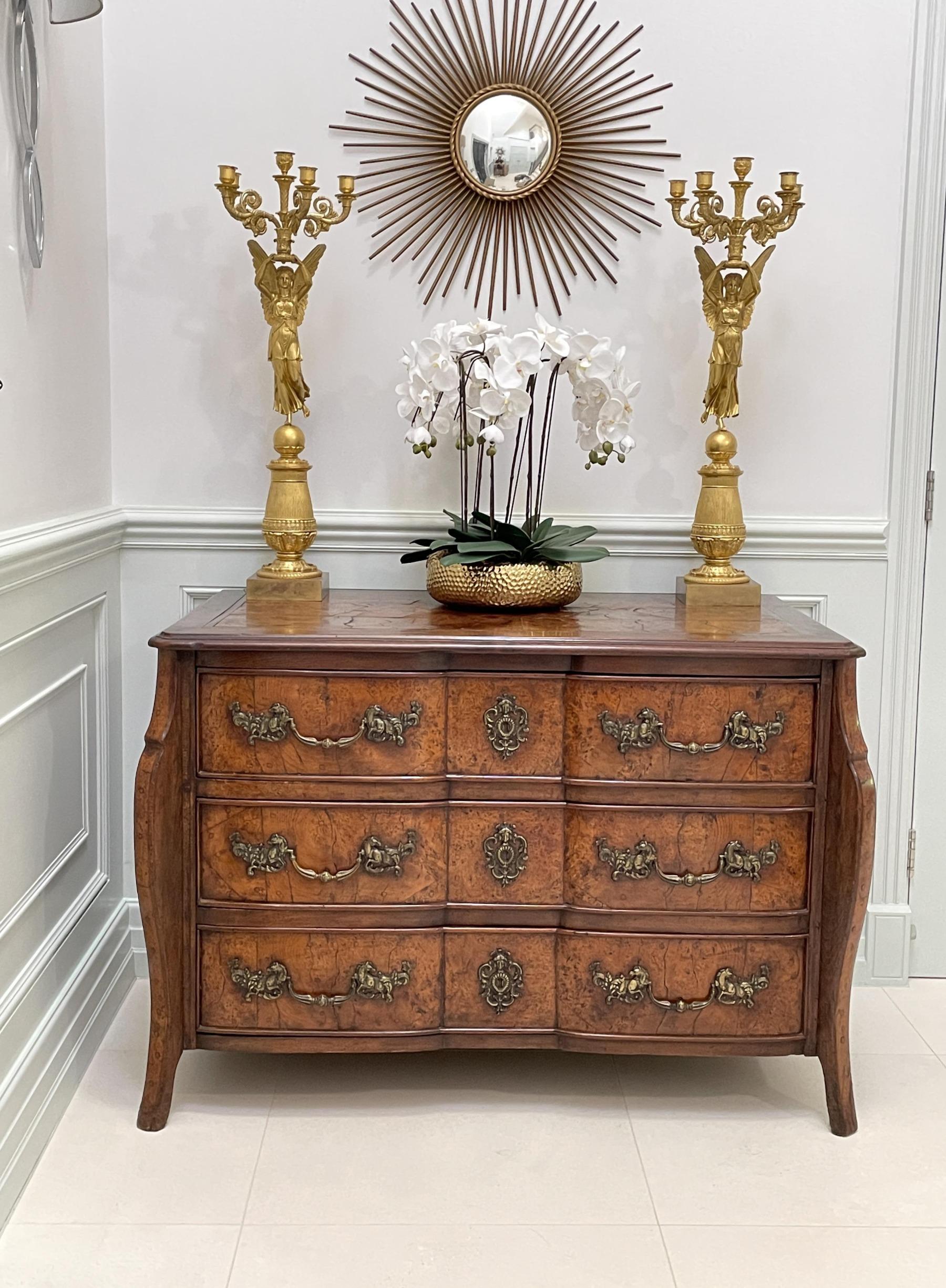 Rare Early 18th Century Louis XV Provincial Burr Elm Mazarin Commode For Sale 8