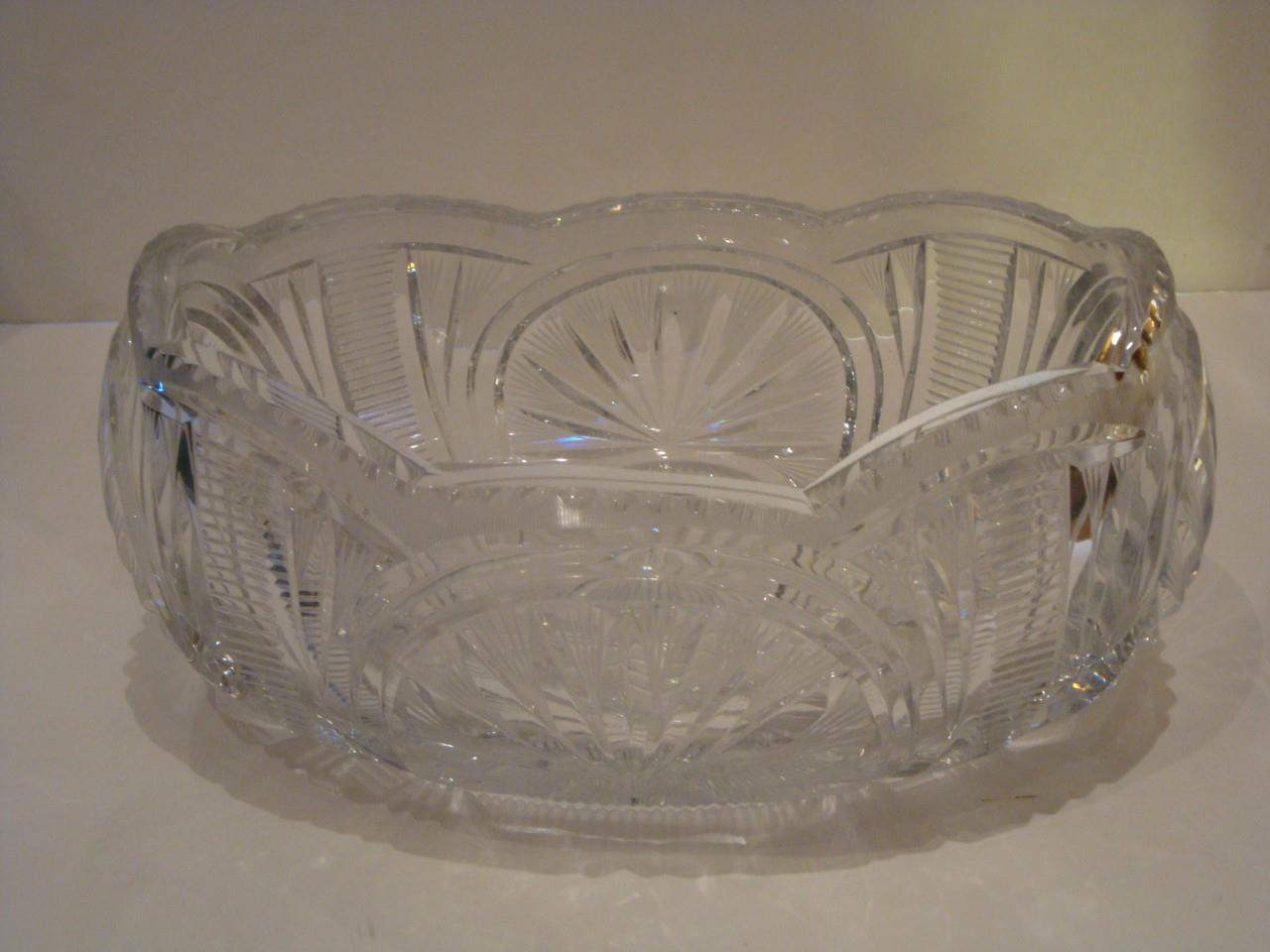 RARE Early 1900s Handcut Heavy Etched Dorflinger Detailed Crystal Bowl en Bueno estado para la venta en New York, NY