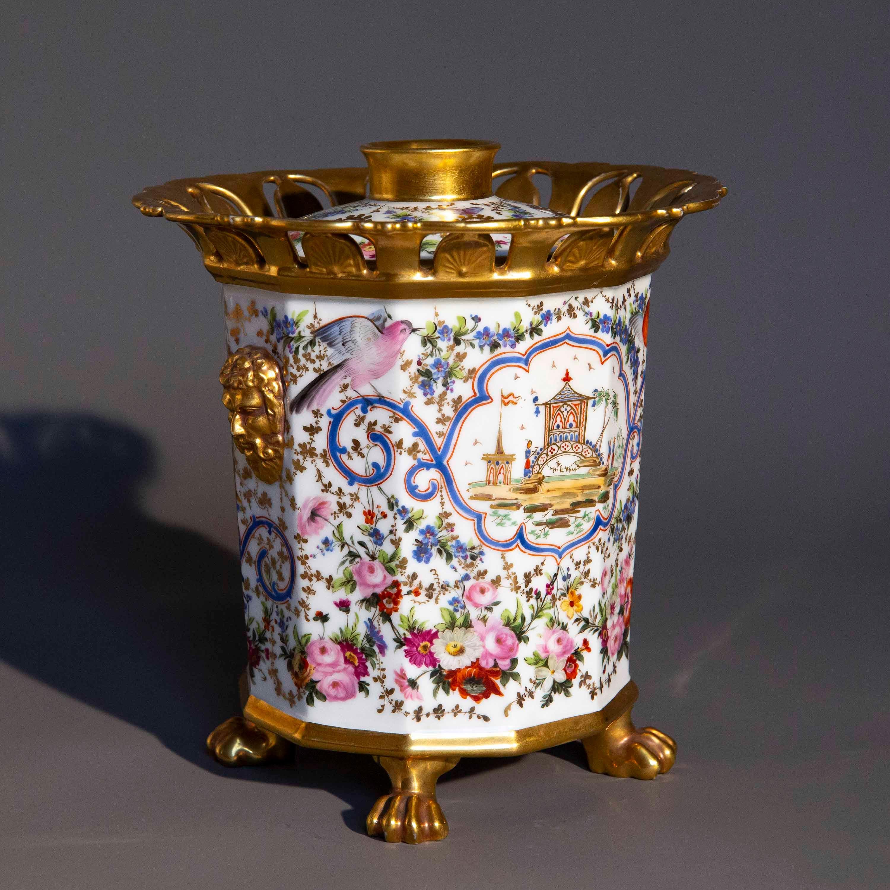 Raro vaso Chinoiserie dell'inizio del XIX secolo in vendita 2