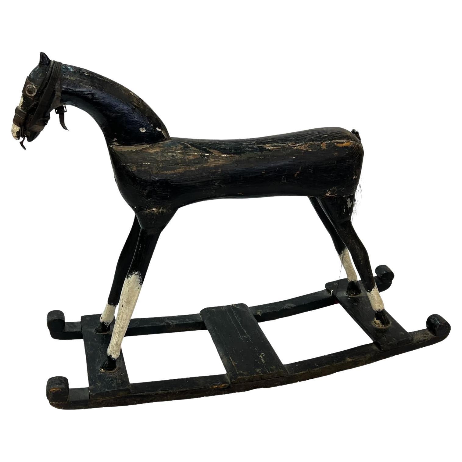 Rare cheval à bascule d'art populaire du début du 19e siècle - Authenticité et ancienneté en vente