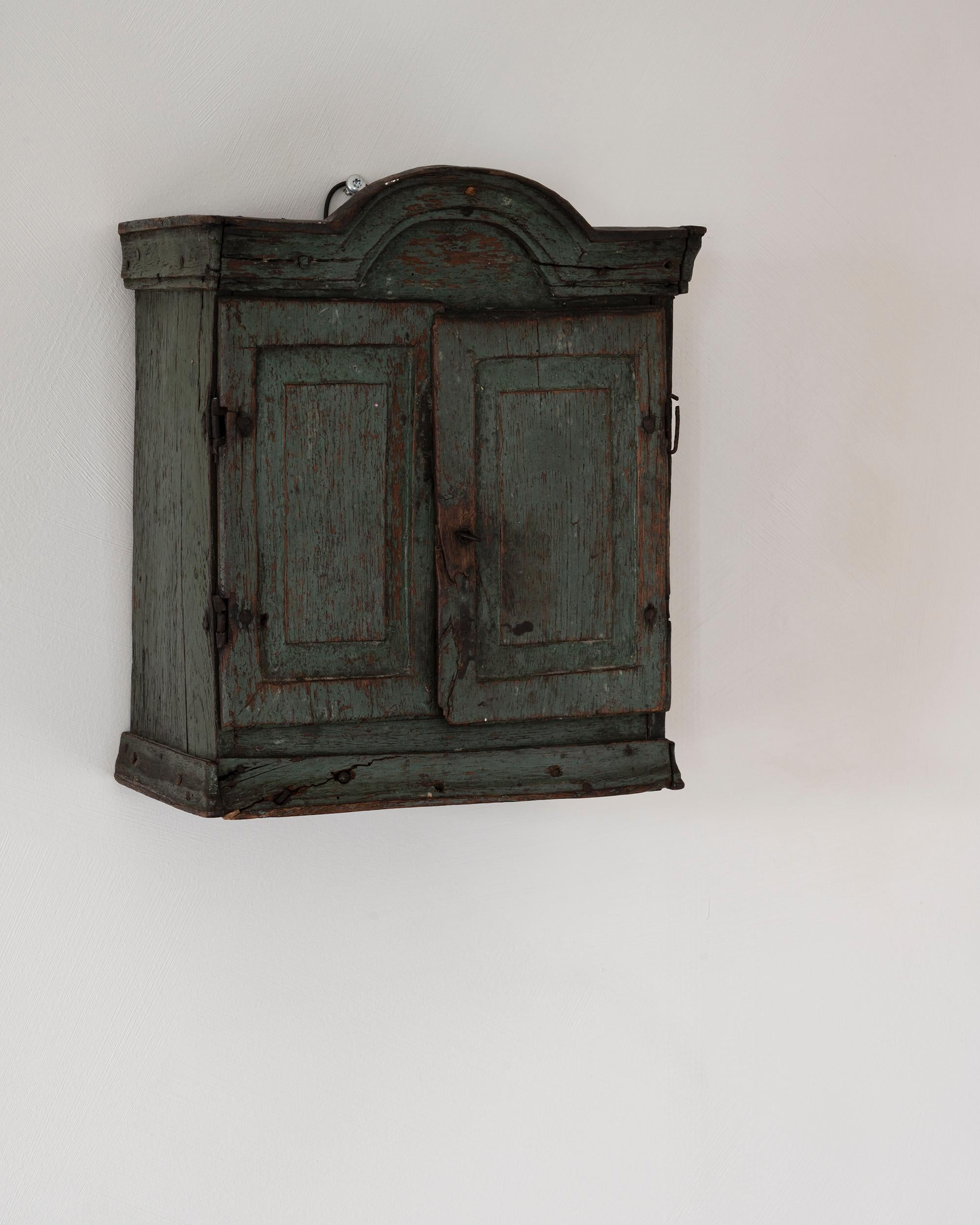 Pine Rare Early 19th Century Swedish Provincial Wall Cupboard For Sale