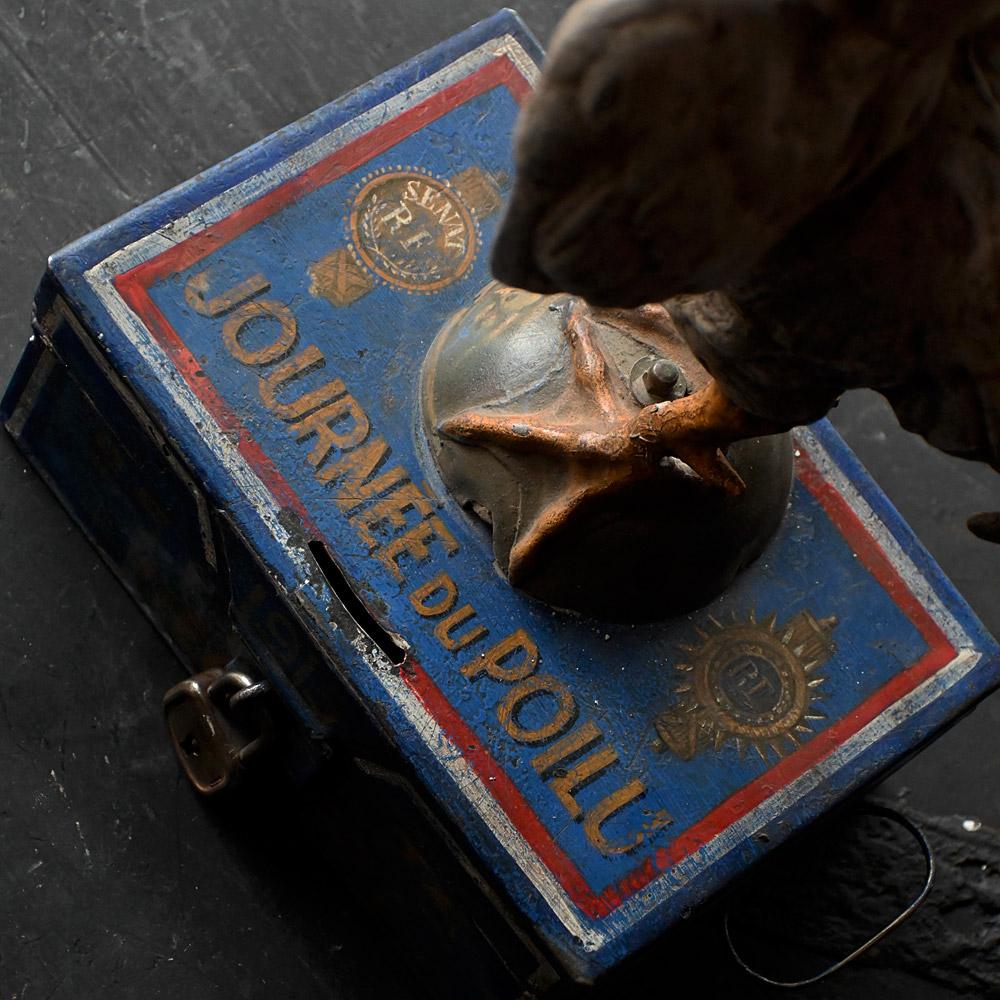 Rara caja de donativos familiar de soldado francesa de metal estañado de principios del siglo XX en venta 2