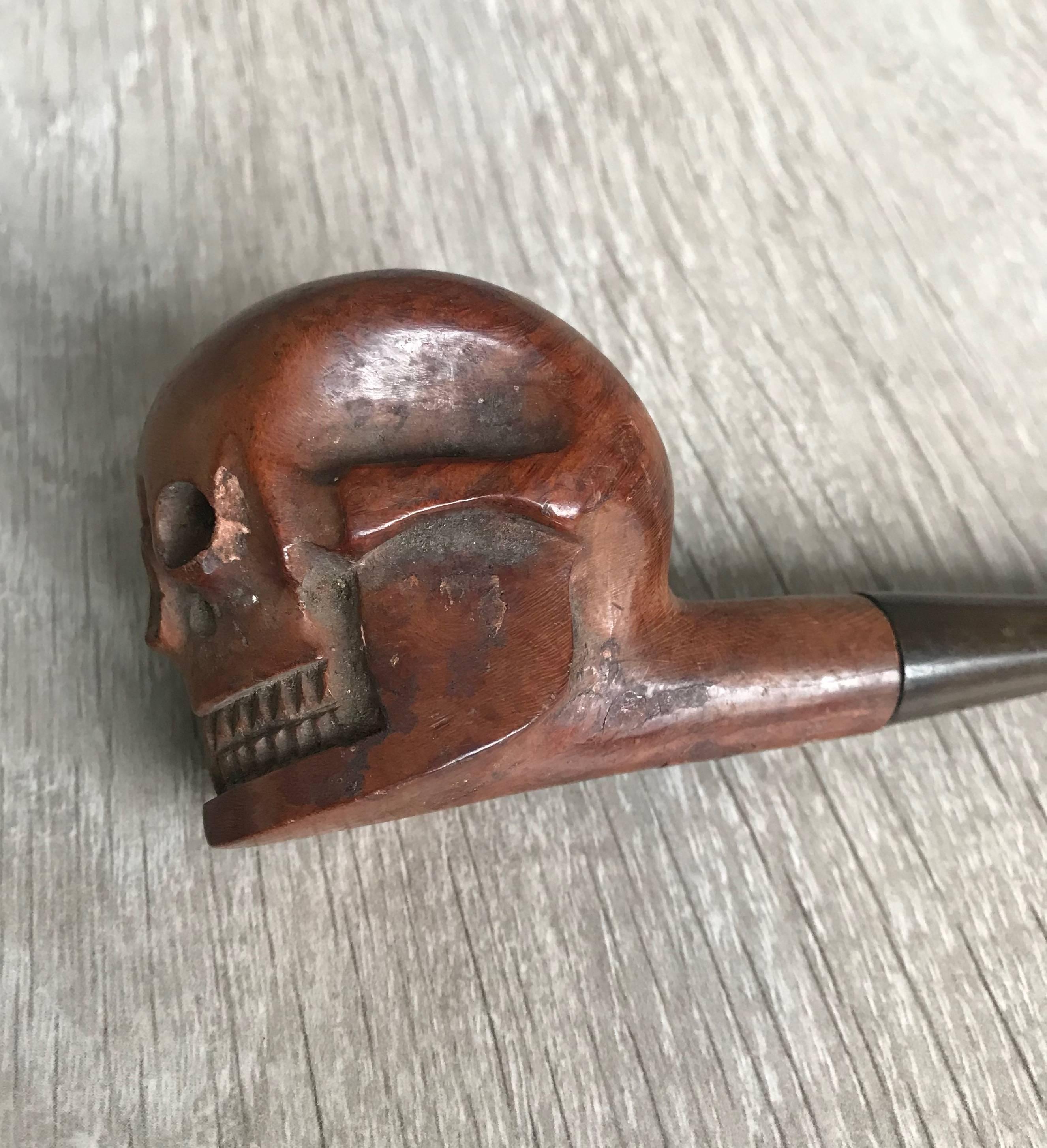 Folk Art Rare Early 20th Century Hand-Carved and Handcrafted Burl Walnut Human Skull Pipe