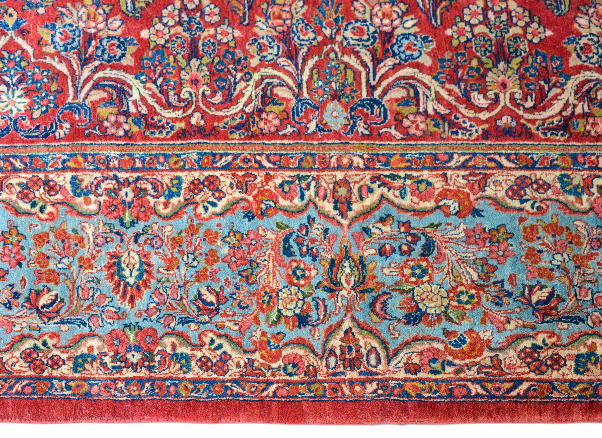 Rare Early 20th Century Square Sarouk Rug In Good Condition For Sale In Chicago, IL
