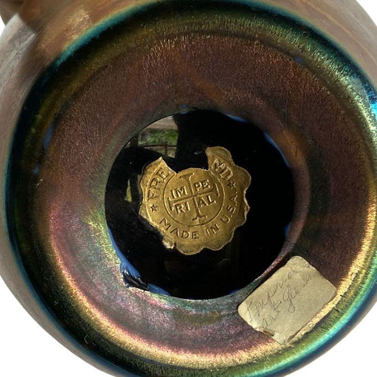 Raro set di vasi a forma di cuore e vite soffiati a mano iridescenti dei primi anni del XX secolo di Imperial in vendita 9