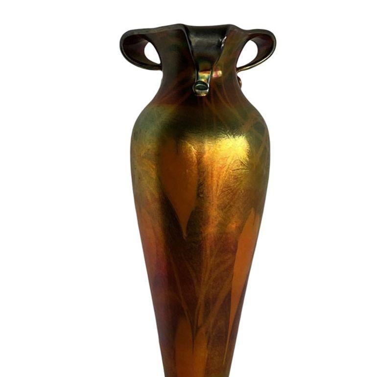 Raro set di vasi a forma di cuore e vite soffiati a mano iridescenti dei primi anni del XX secolo di Imperial In condizioni ottime in vendita a Van Nuys, CA