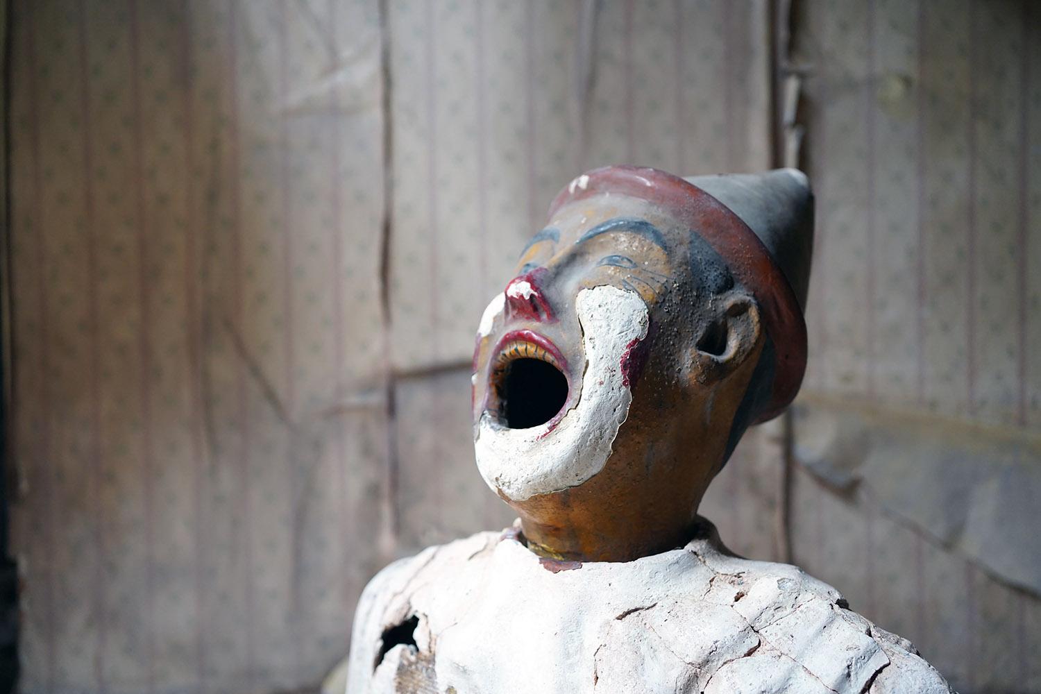 Hand-Painted Rare Early 20thC Painted Plaster Laughing Clown Fairground Ball-Toss Game c.1910