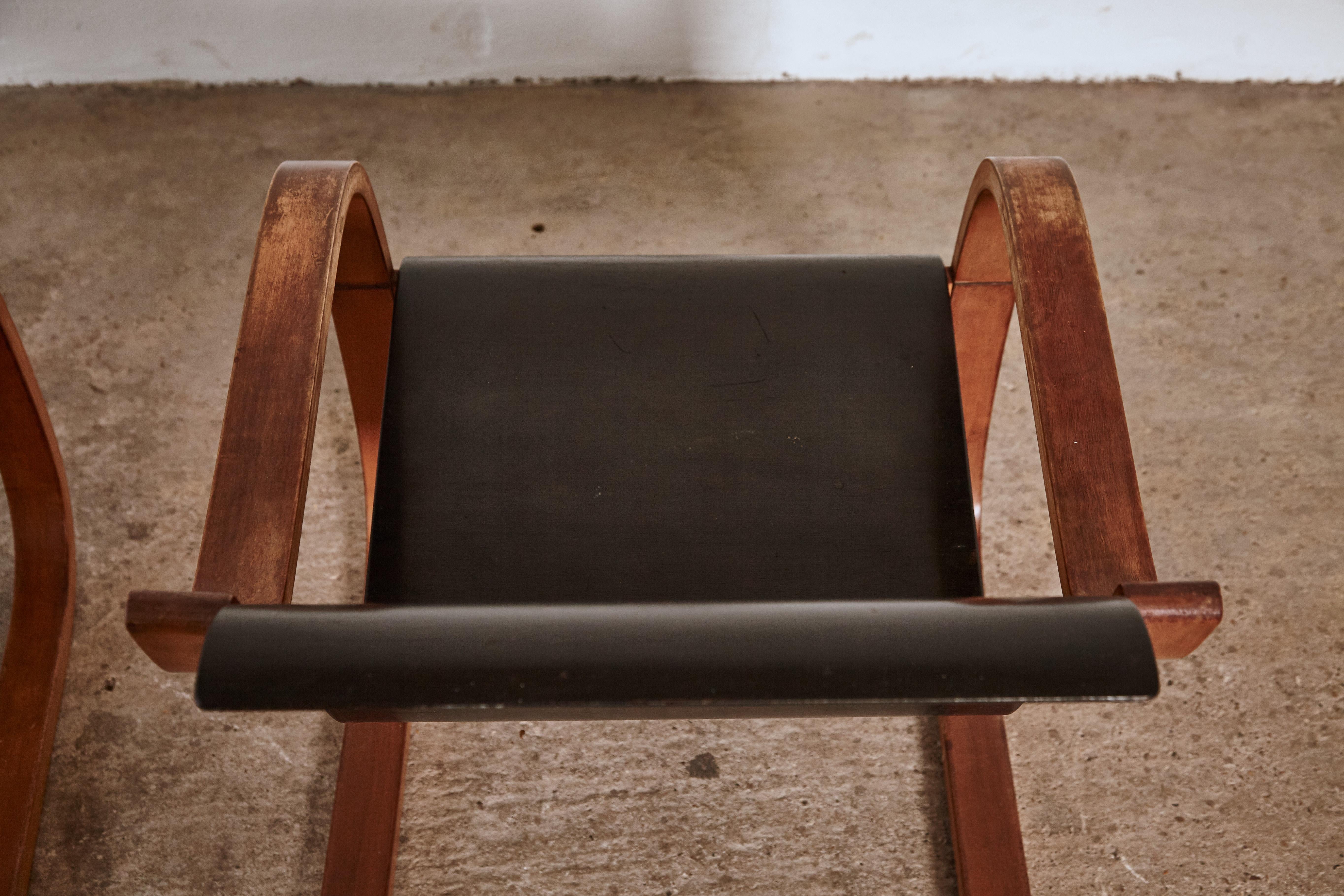 Alvar Aalto fauteuils en porte-à-faux rares modèle 31/42 des débuts de sa carrière, Finlande, années 1930 en vente 4