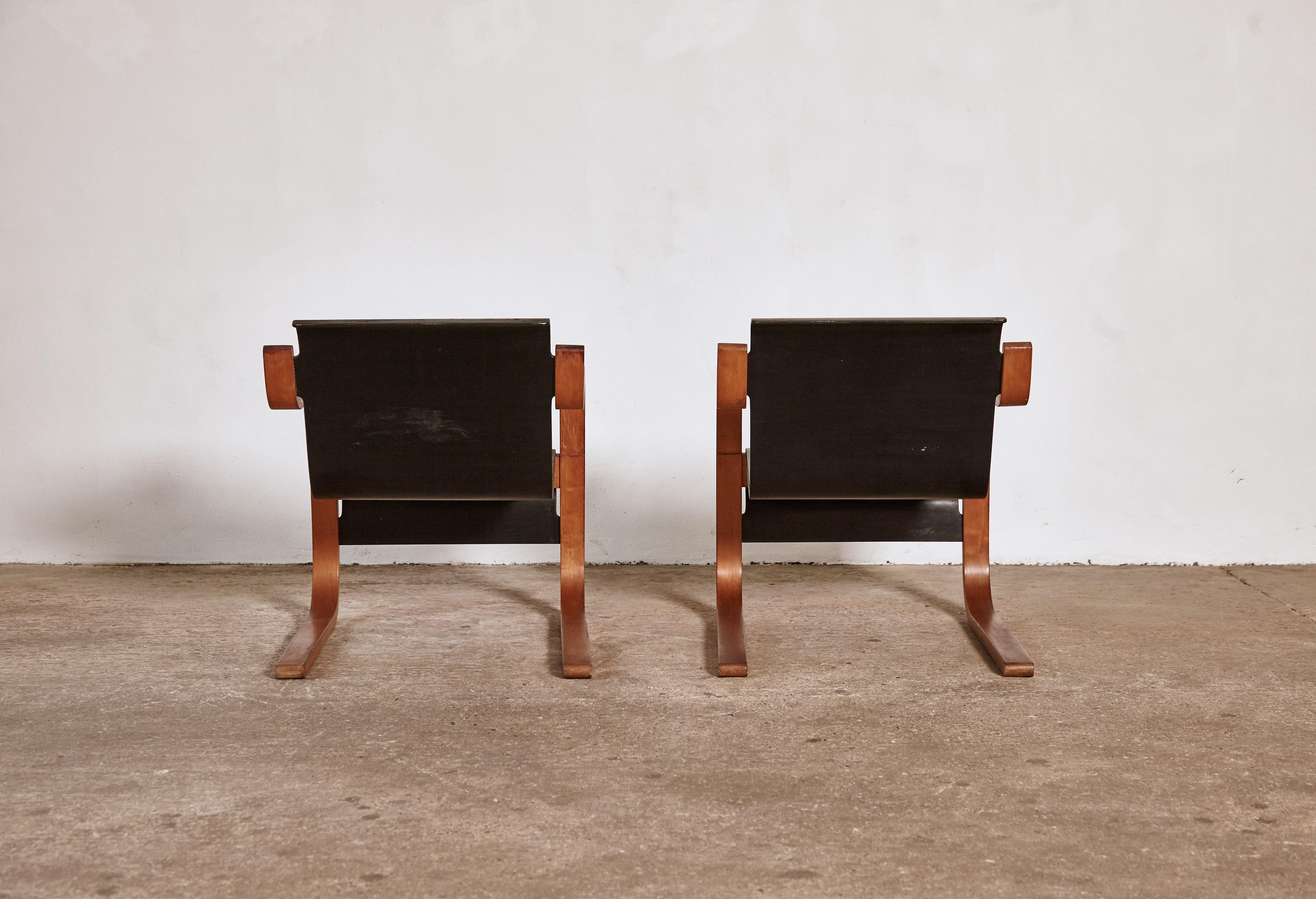 Birch Rare, Early Alvar Aalto Model 31/42 Cantilevered Armchairs, Finland, 1930s For Sale