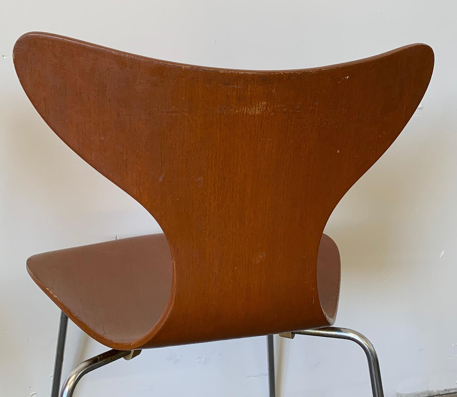 Paire de rares chaises Lily d'Arne Jacobsen:: Fritz Hansen:: 1969 1