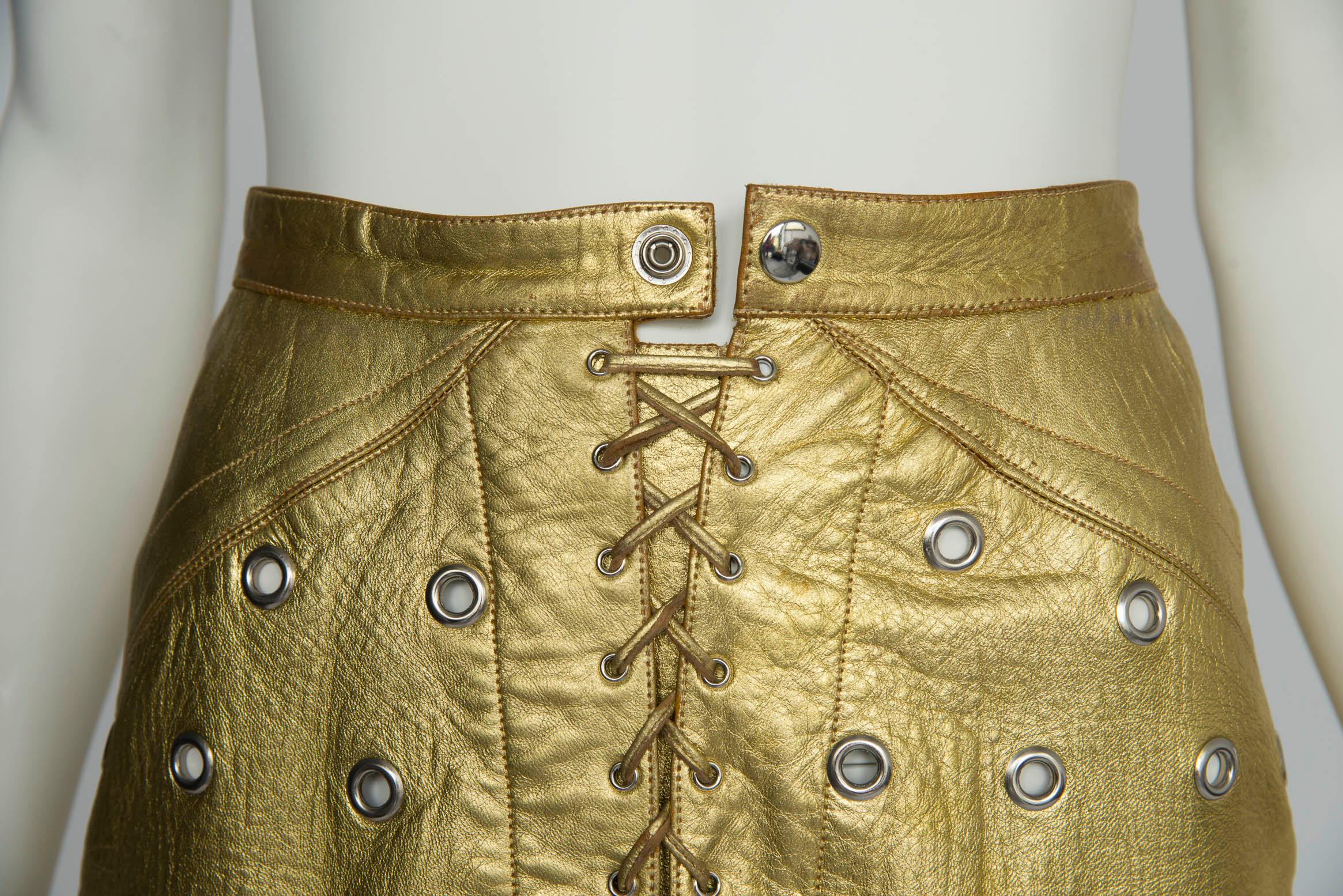 Rare Early Azzedine Alaïa Eyelets Leather Skirt, Circa 1981 In Fair Condition In Geneva, CH