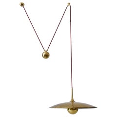 Rare lampe suspendue à contrepoids en laiton 'Onos 55' par Florian Schulz 1960s