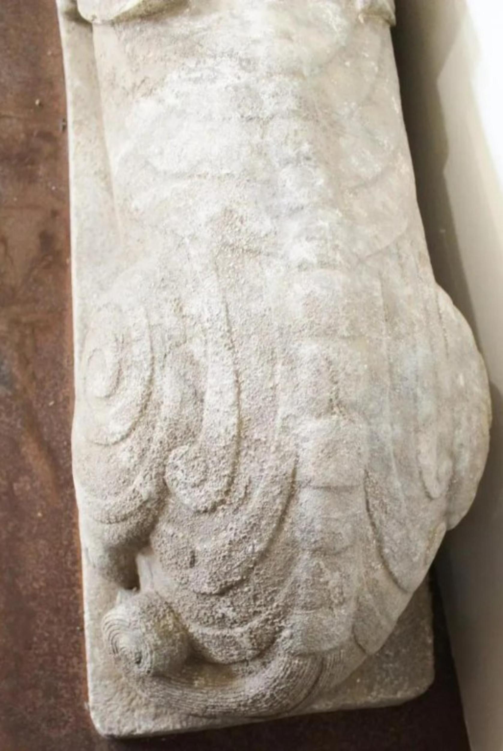 Rare gardien de tombe en pierre calcaire de Chine ancienne - Tianlu en vente 1