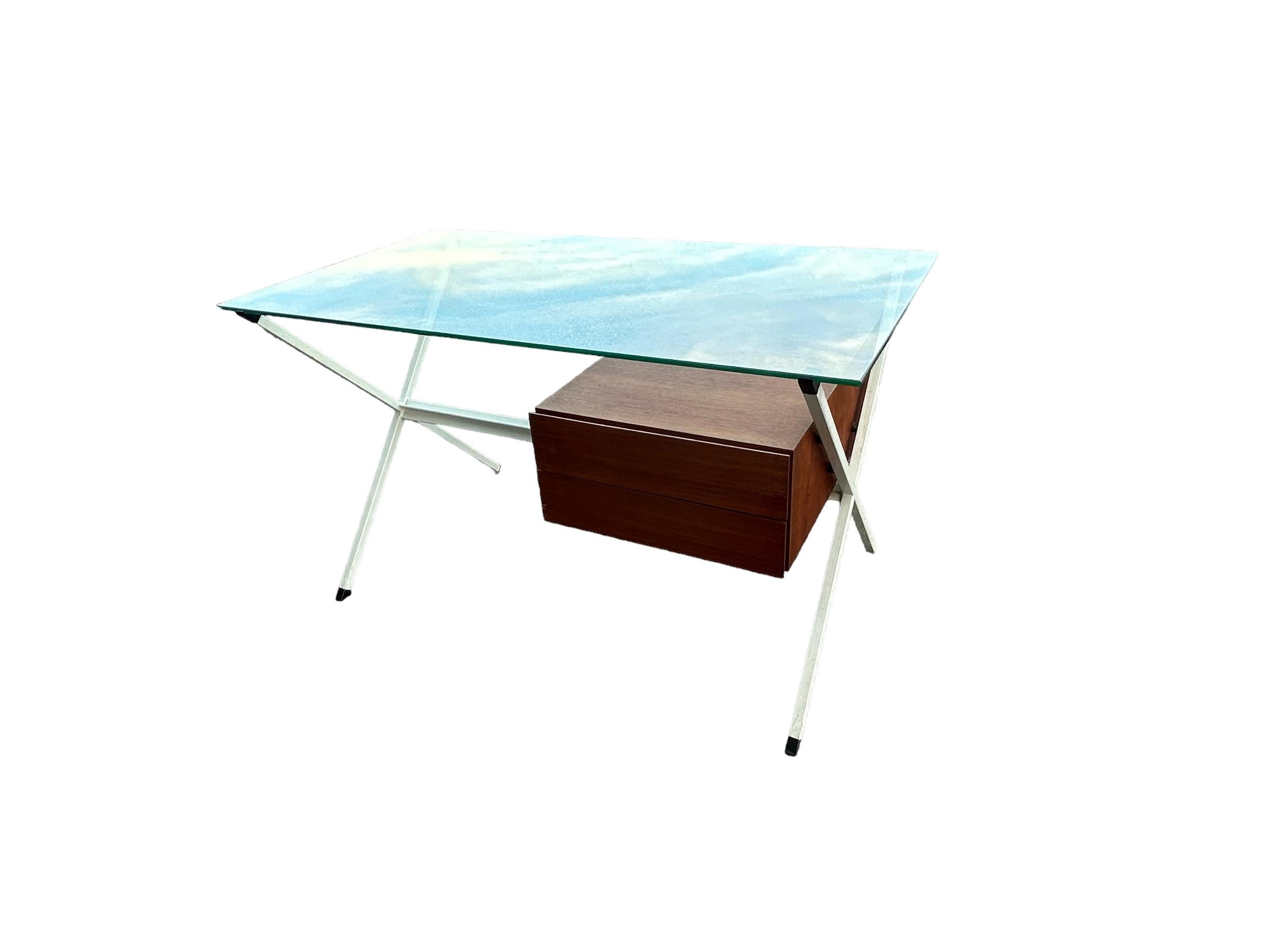 Mid-Century moderno Rara scrivania N80 di Franco Albini in vendita