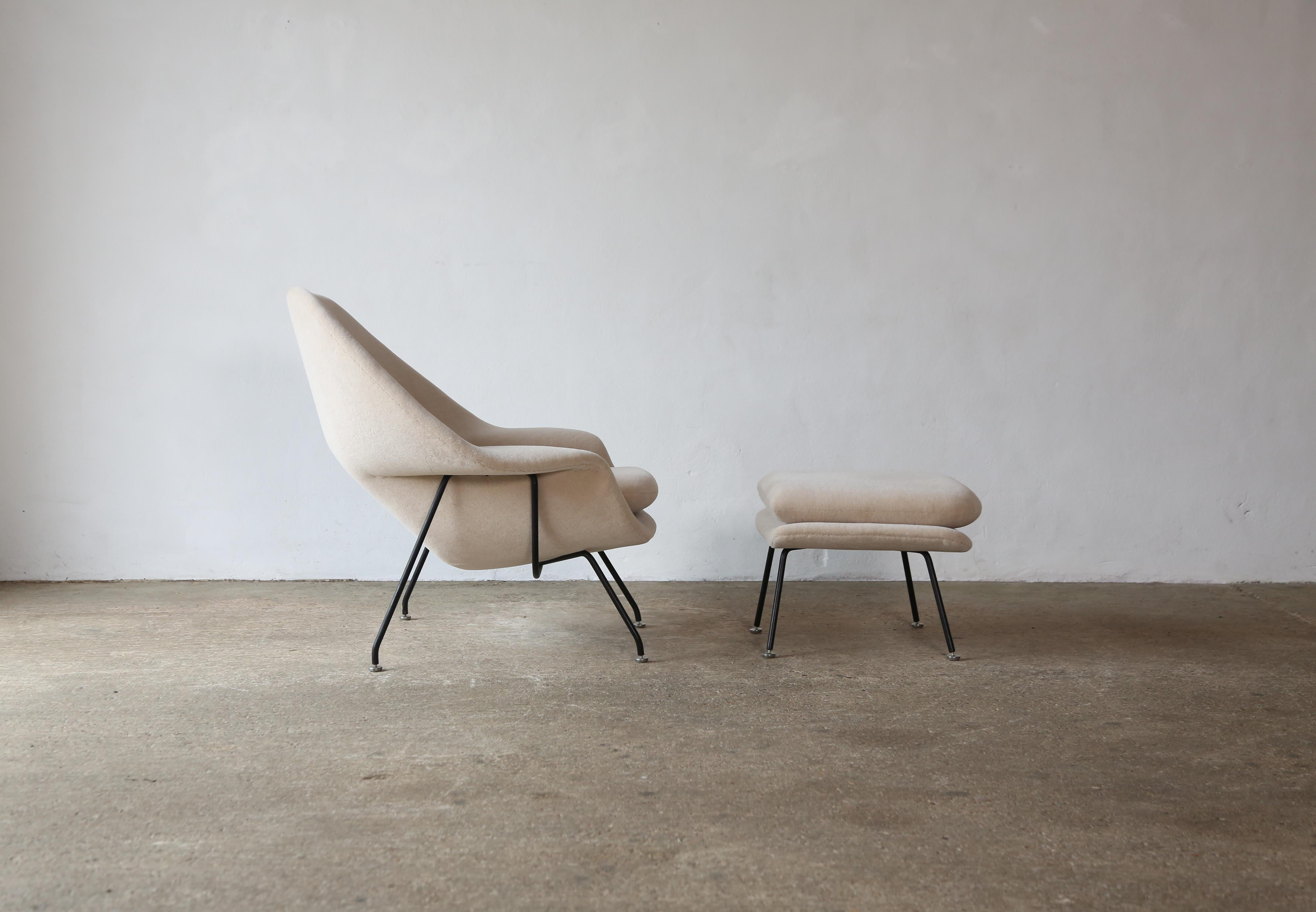 Rare Early Eero Saarinen Womb Chair and Ottoman, Knoll, USA, 1950s In Good Condition For Sale In London, GB