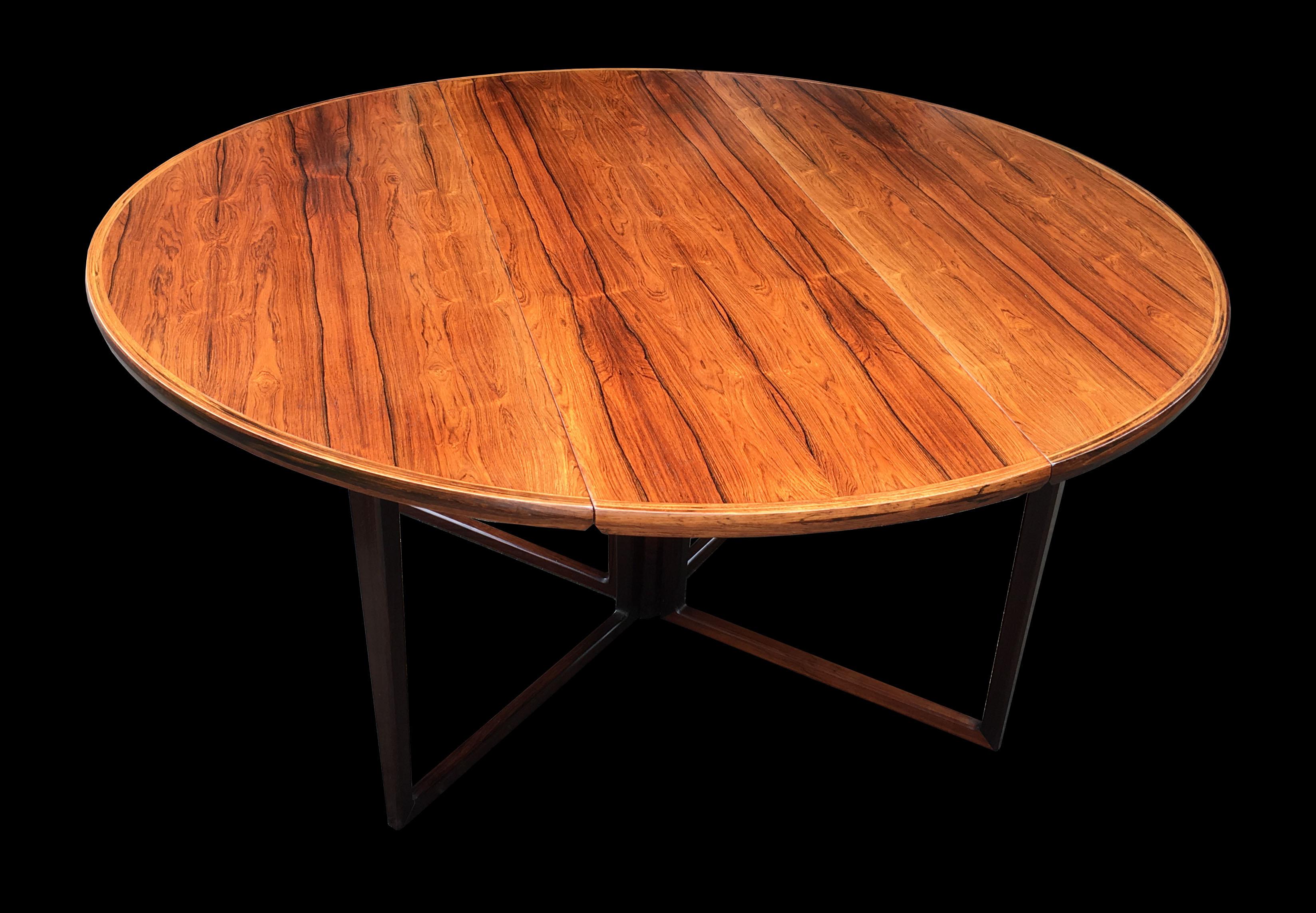 A stunning original table by this very important designer, Helge Sibast and later cabinetmaker for other designers such as Arne Vodder. This table is in untouched beautiful condition.