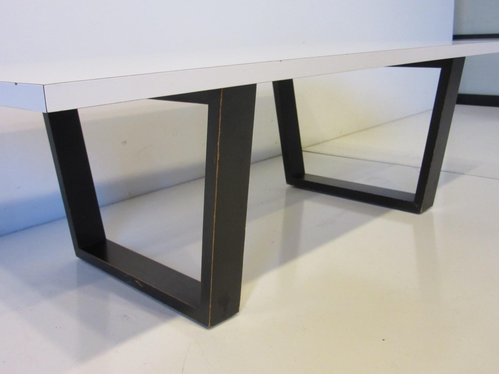 george nelson coffee table