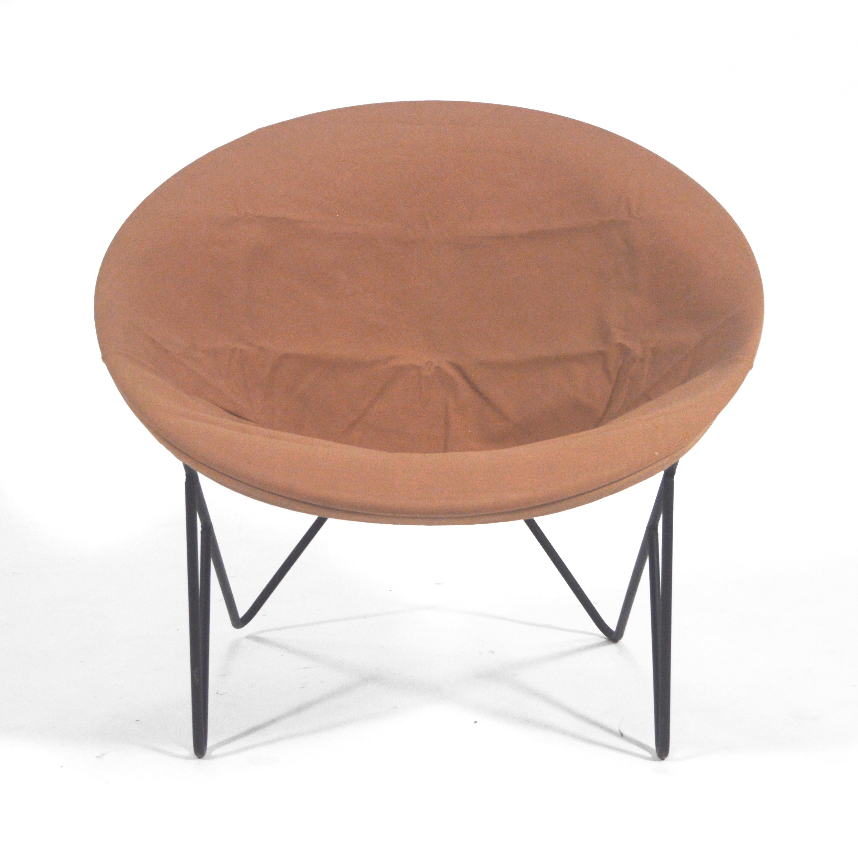 Seltener früher Hedstrom Iron Circle Stuhl (Moderne der Mitte des Jahrhunderts) im Angebot