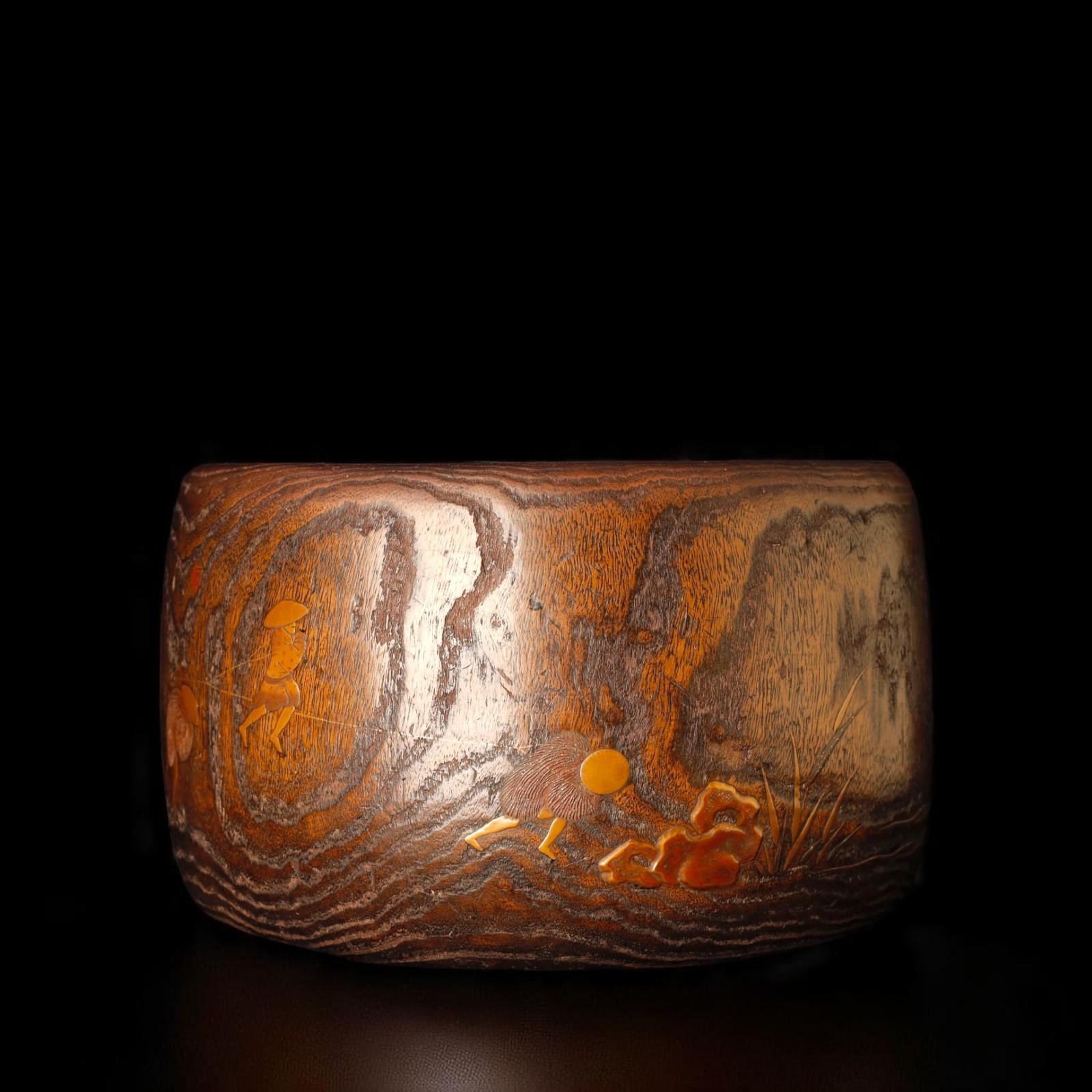 Rare Early Japanese Hibachi with Unique Makie Lacquer Scene, 19th, planter im Angebot 3