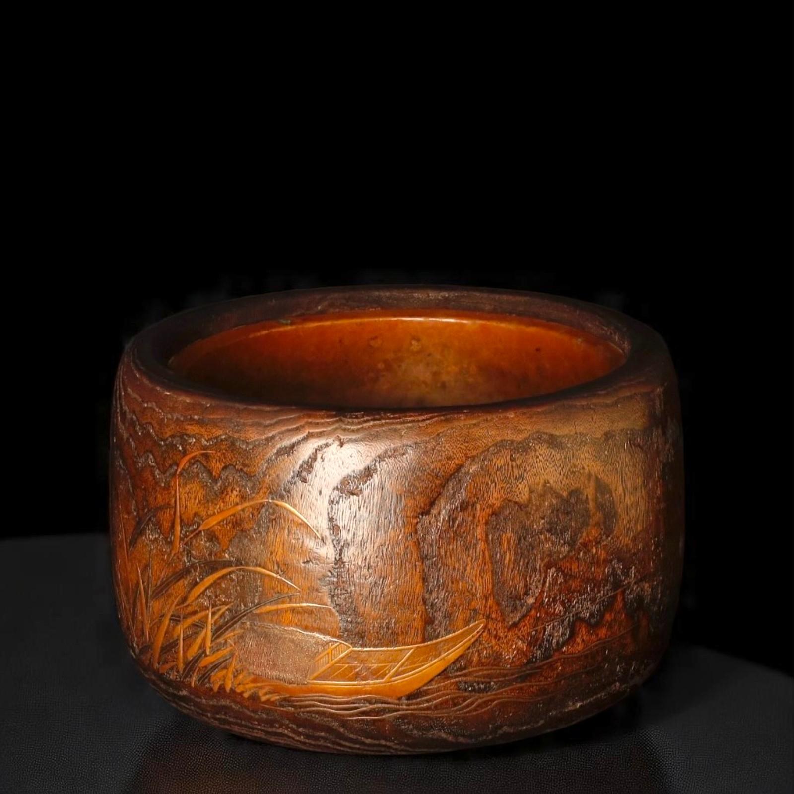 Rare Early Japanese Hibachi with Unique Makie Lacquer Scene, 19th, planter im Angebot 5