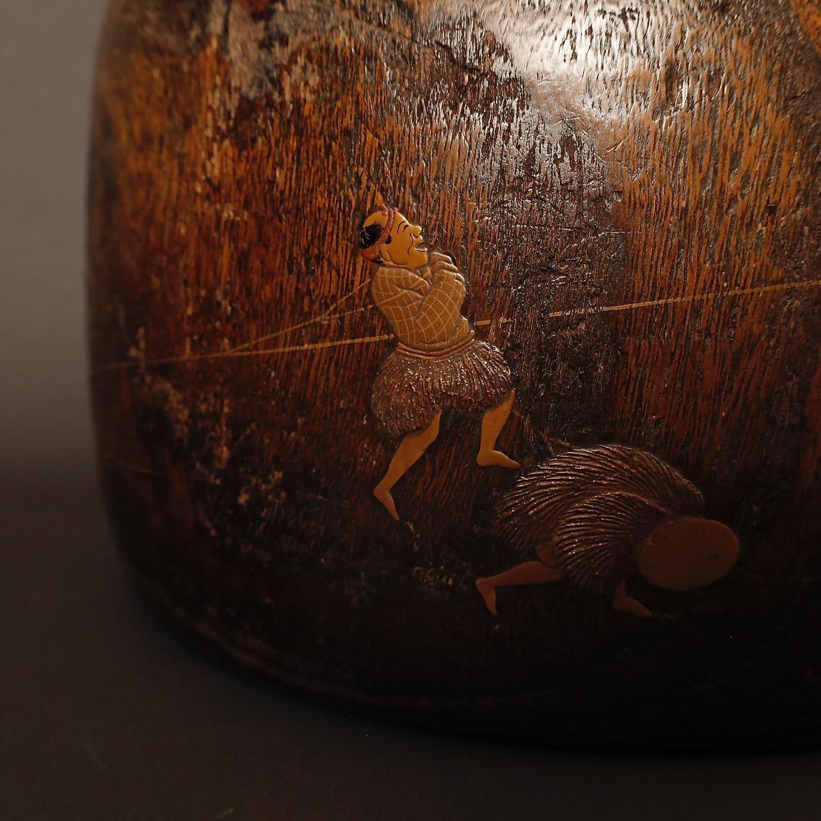 Rare Early Japanese Hibachi with Unique Makie Lacquer Scene, 19th, planter im Angebot 1
