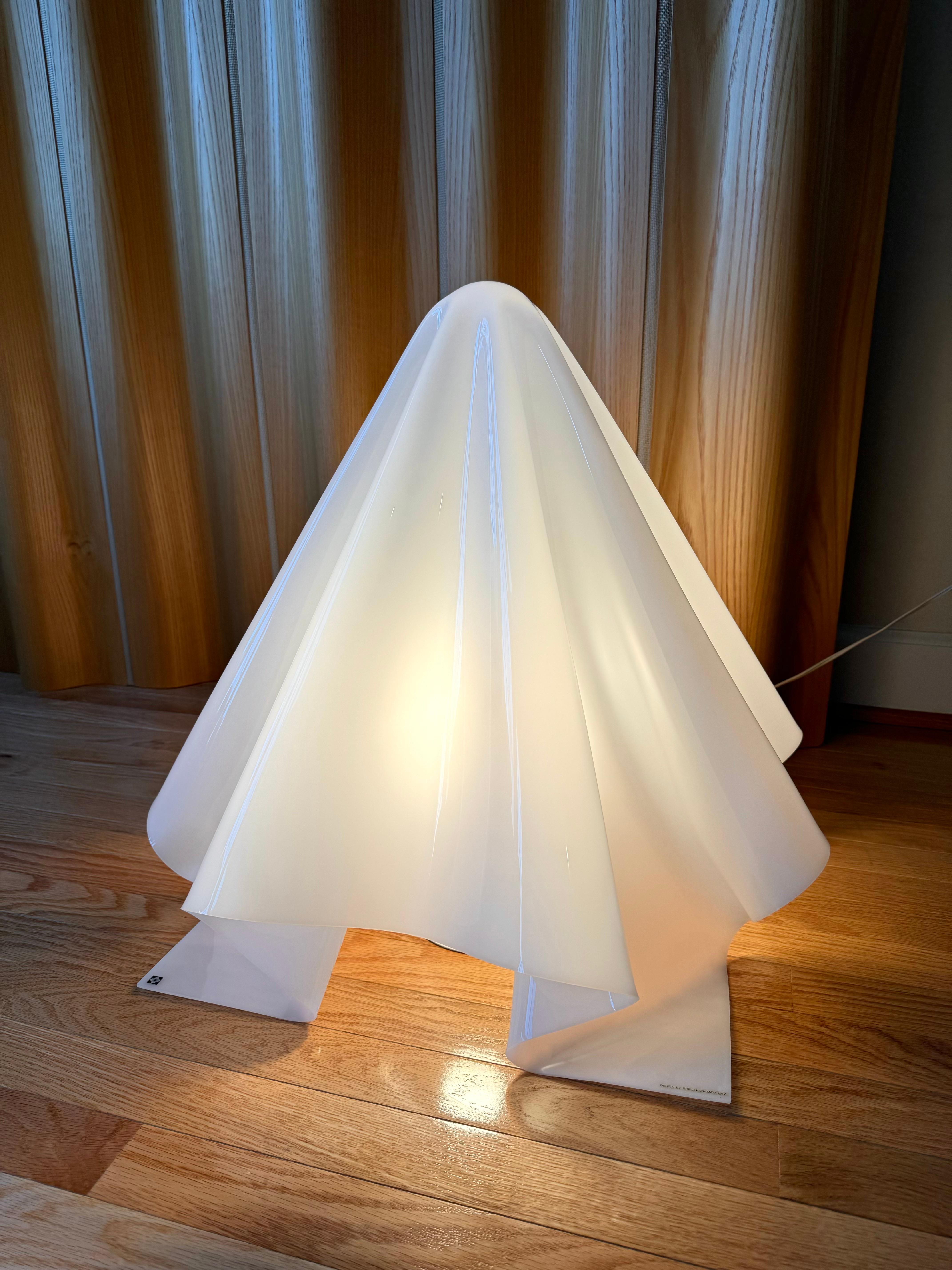 Rare early K-series (Oba- Q/Ghost) table lamp by Shiro Kuramata (Large) In Good Condition For Sale In Centreville, VA