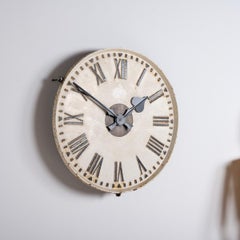 Seltene frühe große Eisenbahnuhr mit offenem Zifferblatt aus Gusseisen von Synchronome Electric