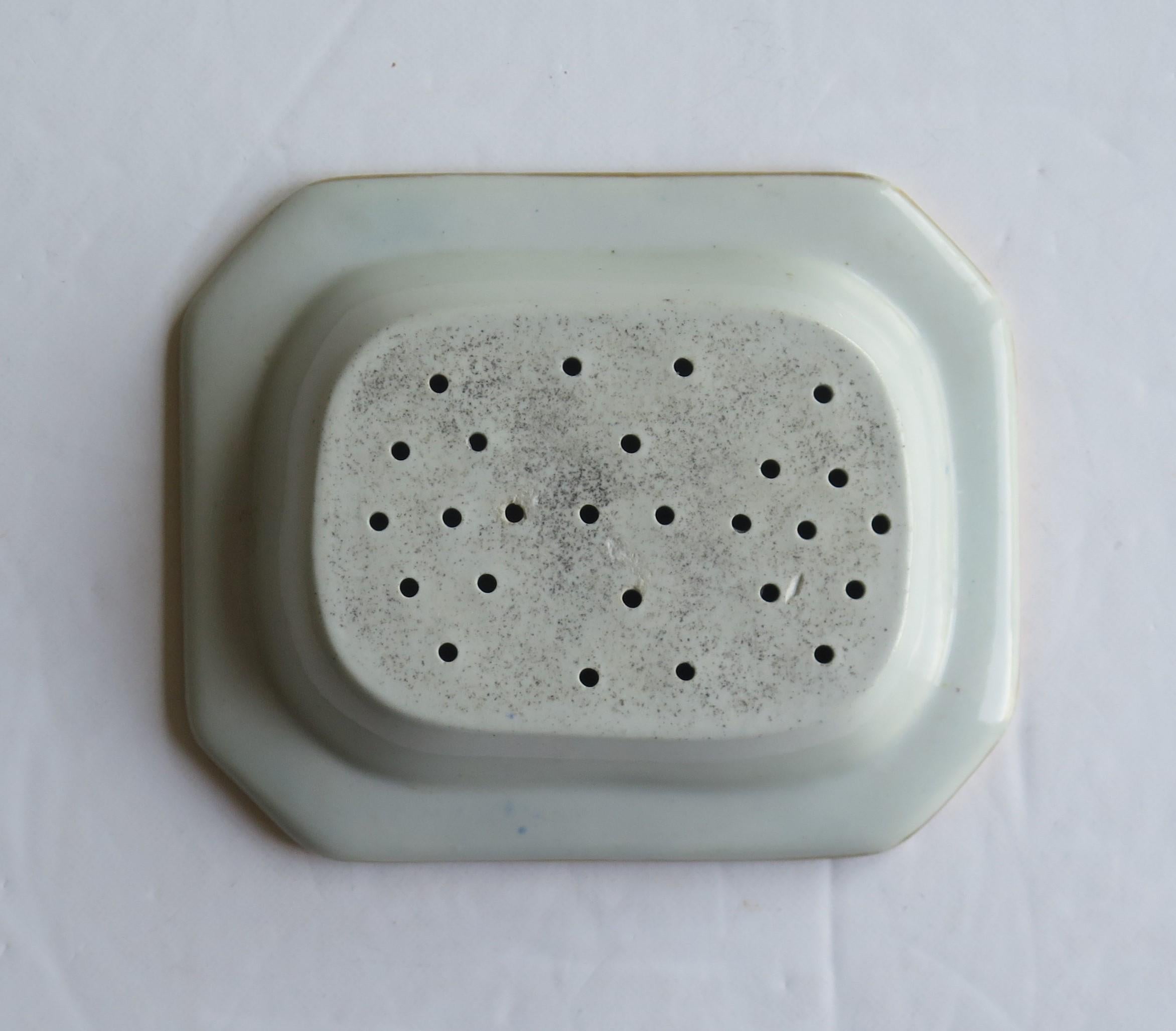 Rare Early Mason's Ironstone Soap Dish Fence Rock and Gold Flower Ptn Circa 1818 6
