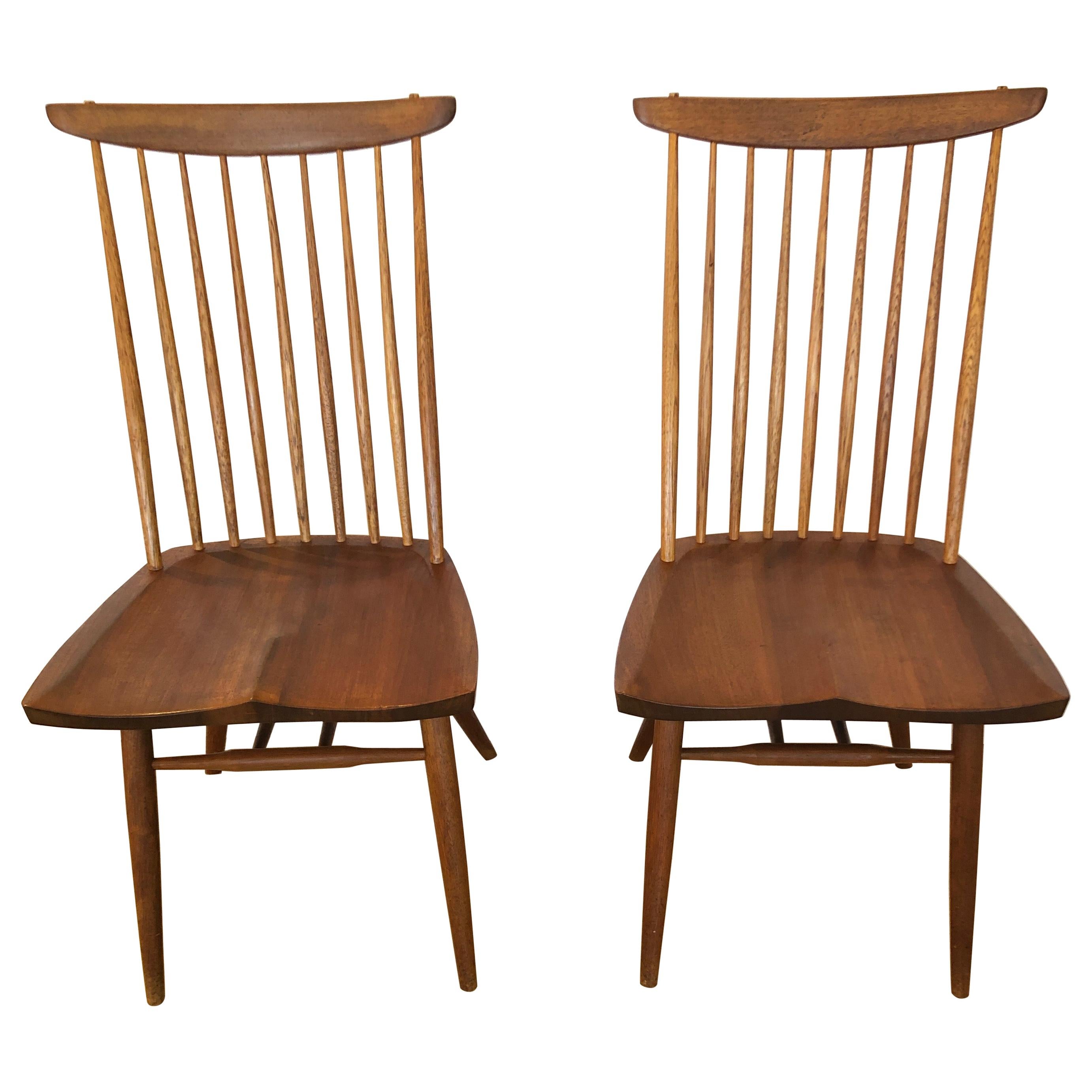 Rare paire de « nouvelles chaises » de George Nakashima