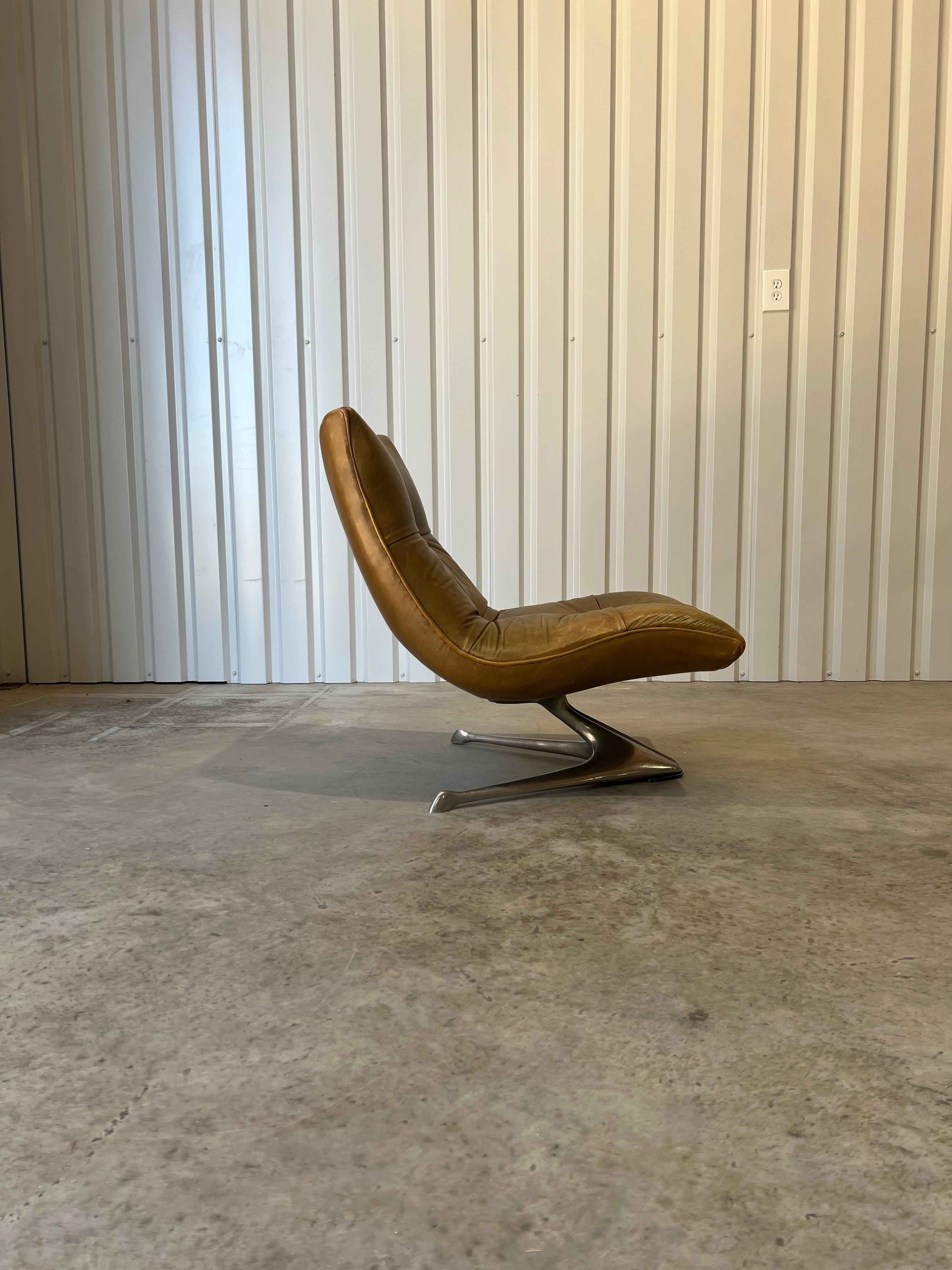 Raro sillón de cuero 