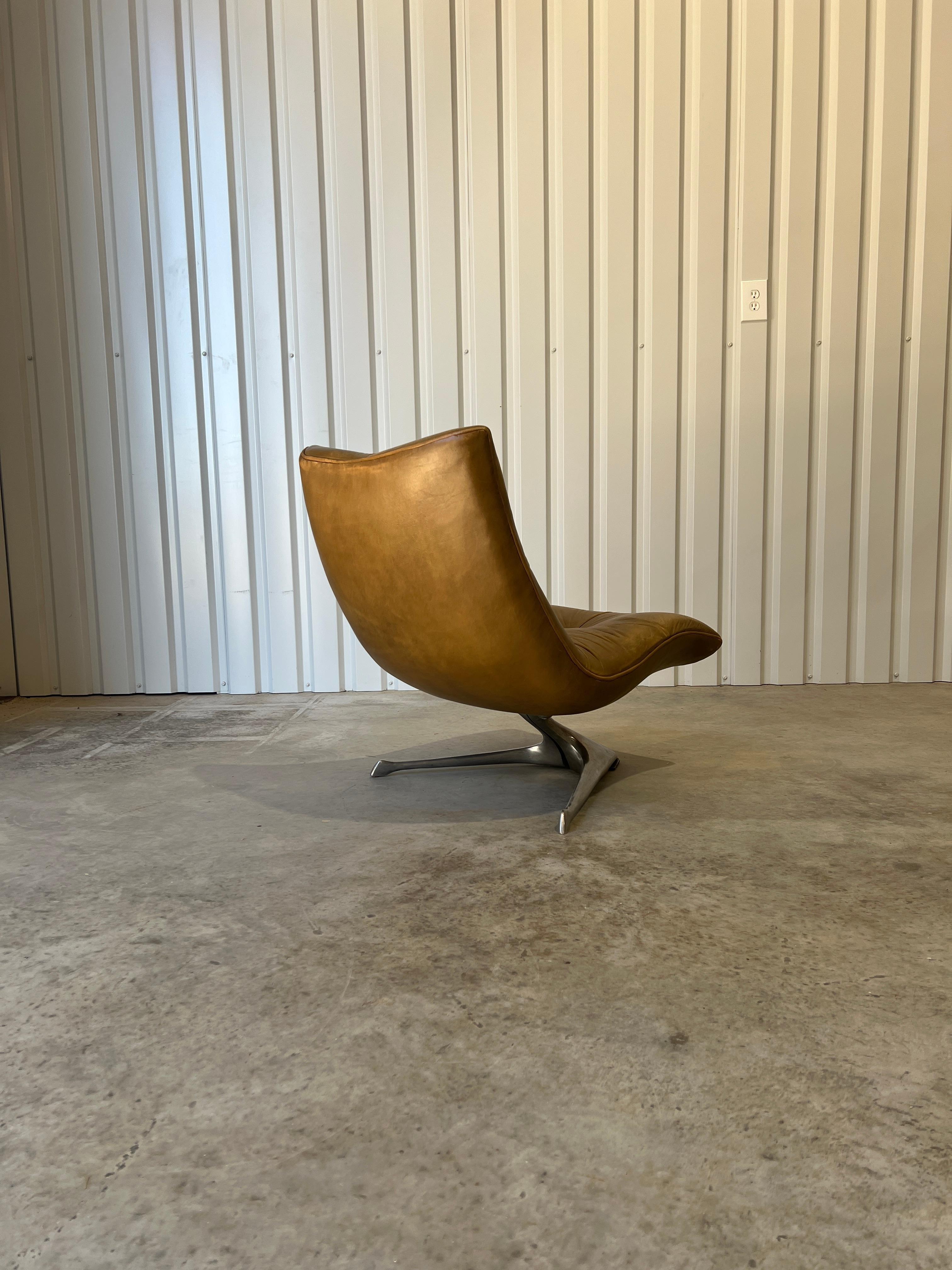 Raro sillón de cuero 