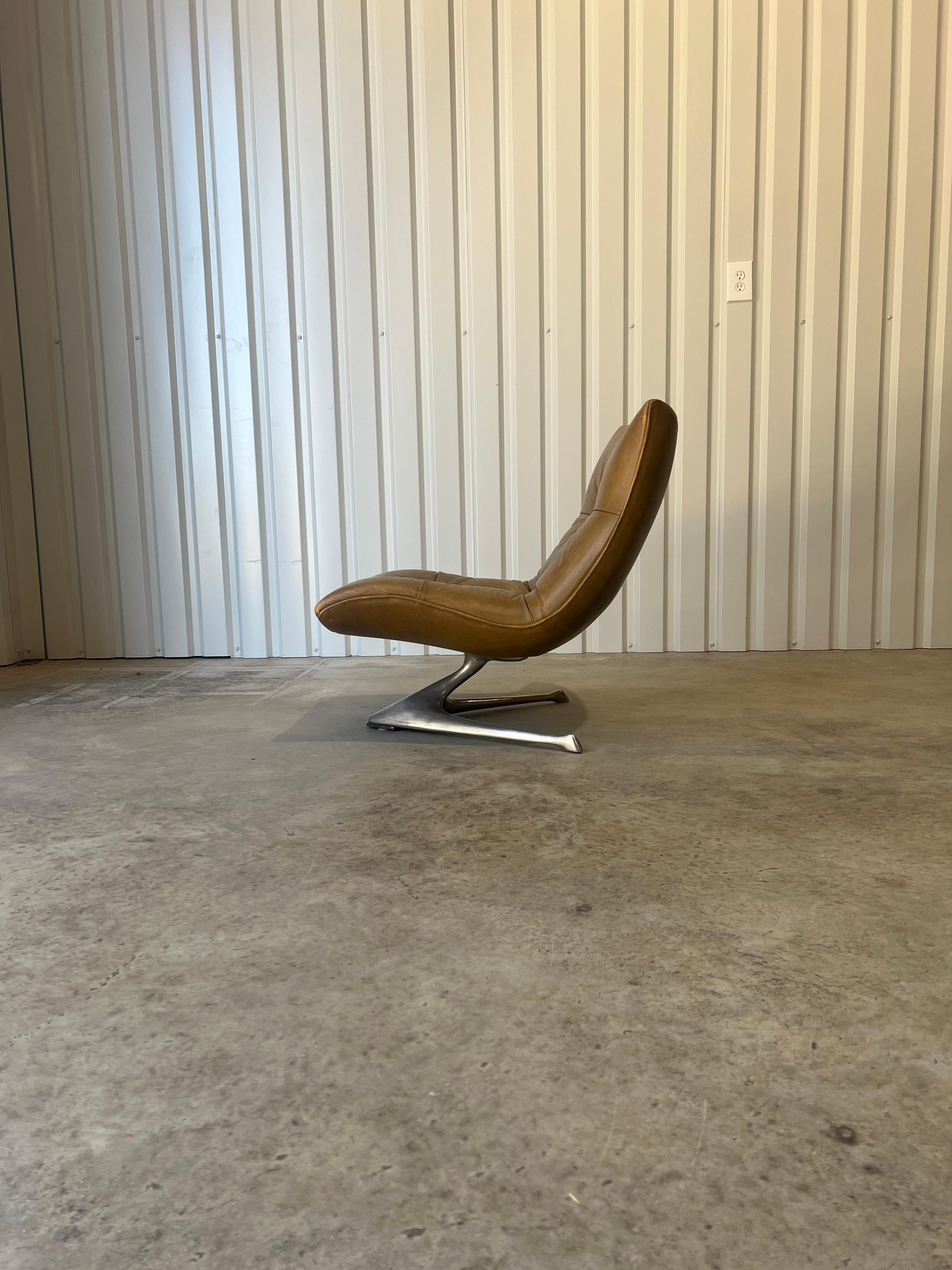 Raro sillón de cuero 