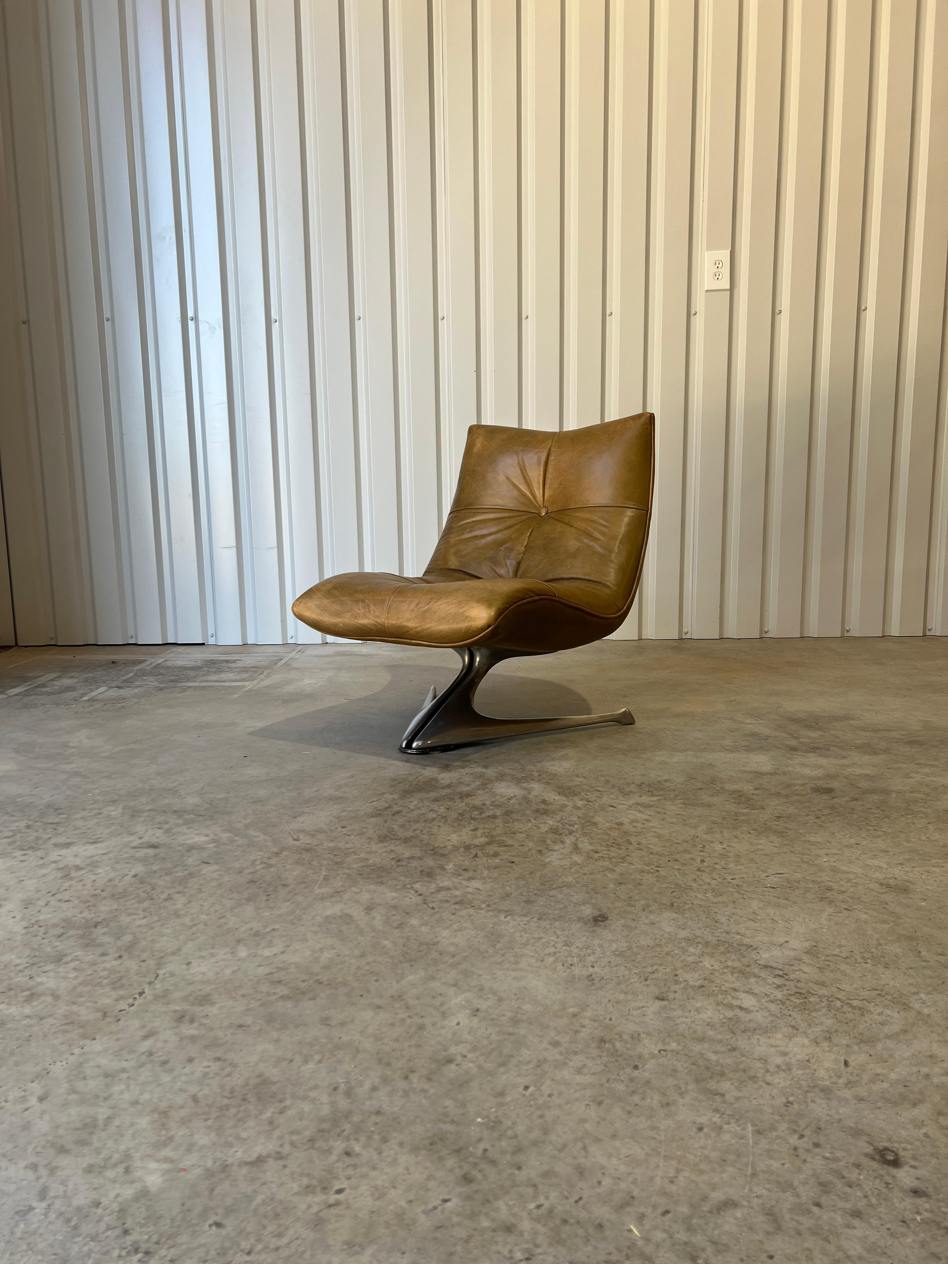 Raro sillón de cuero 