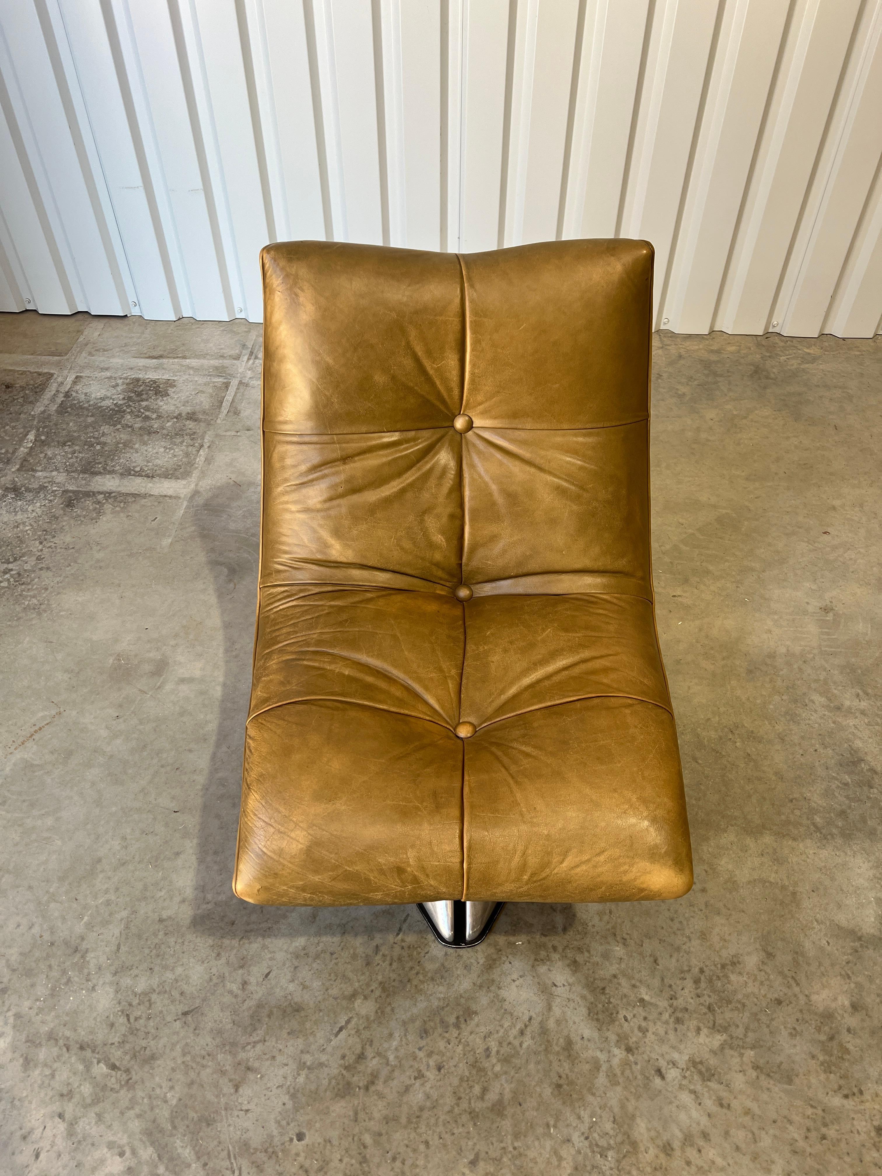 Raro sillón de cuero 