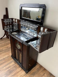 Rare Early Prohibition Art Deco RadioBar c. Early 1930s