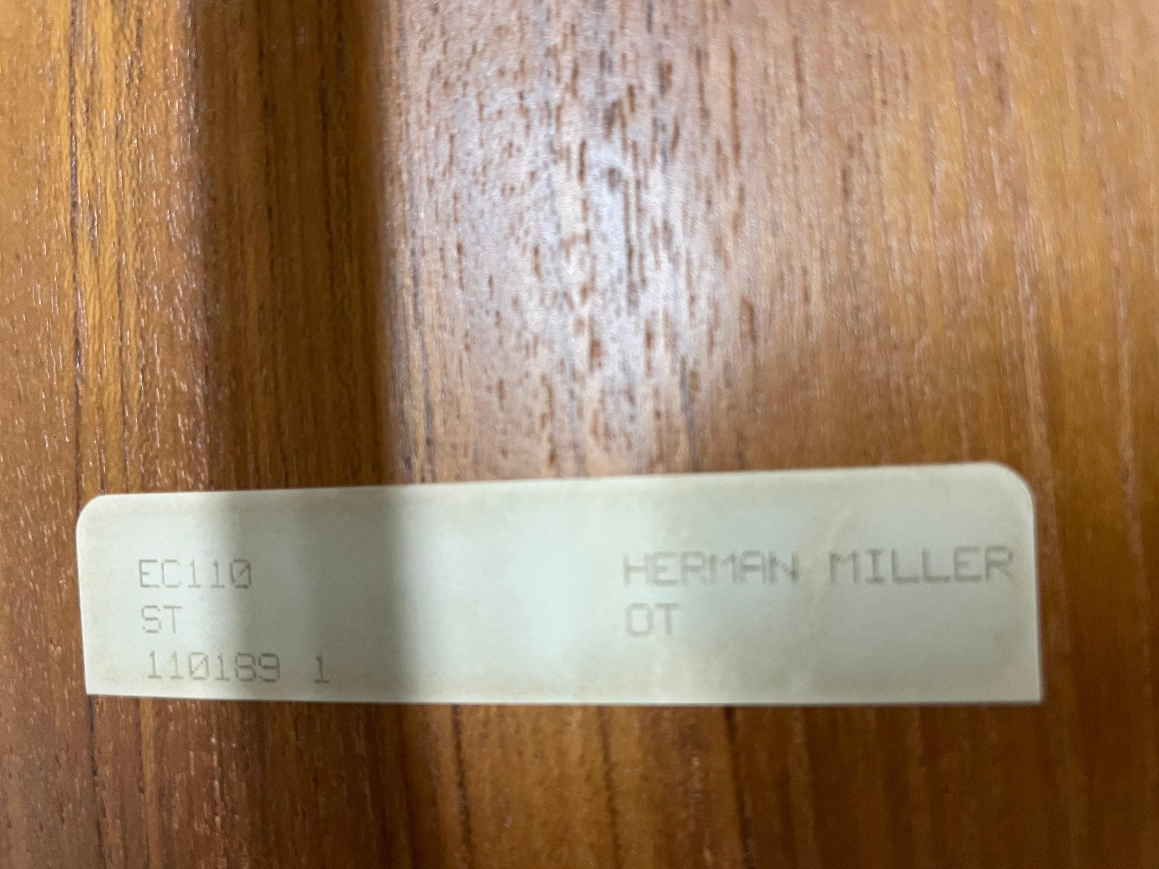 Un set di 4 sedie DCM di Charles and Ray Eames per Herman Miller, in compensato stampato a pressione in legno zebrato, molto difficile da trovare, con basi in acciaio cromato. Tappi delle gambe originali! Ogni sedia ha un'etichetta Herman Miller sul